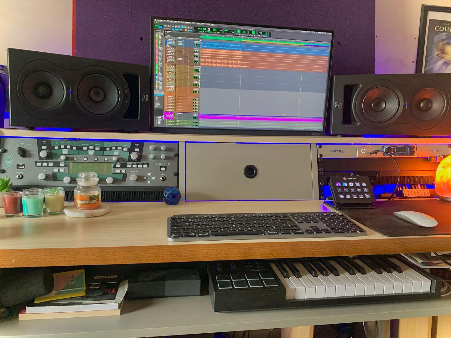 Been breaking in the new @kaliaudio IN-5 monitors all this week. Super impressed with the clarity/imaging on these 😍