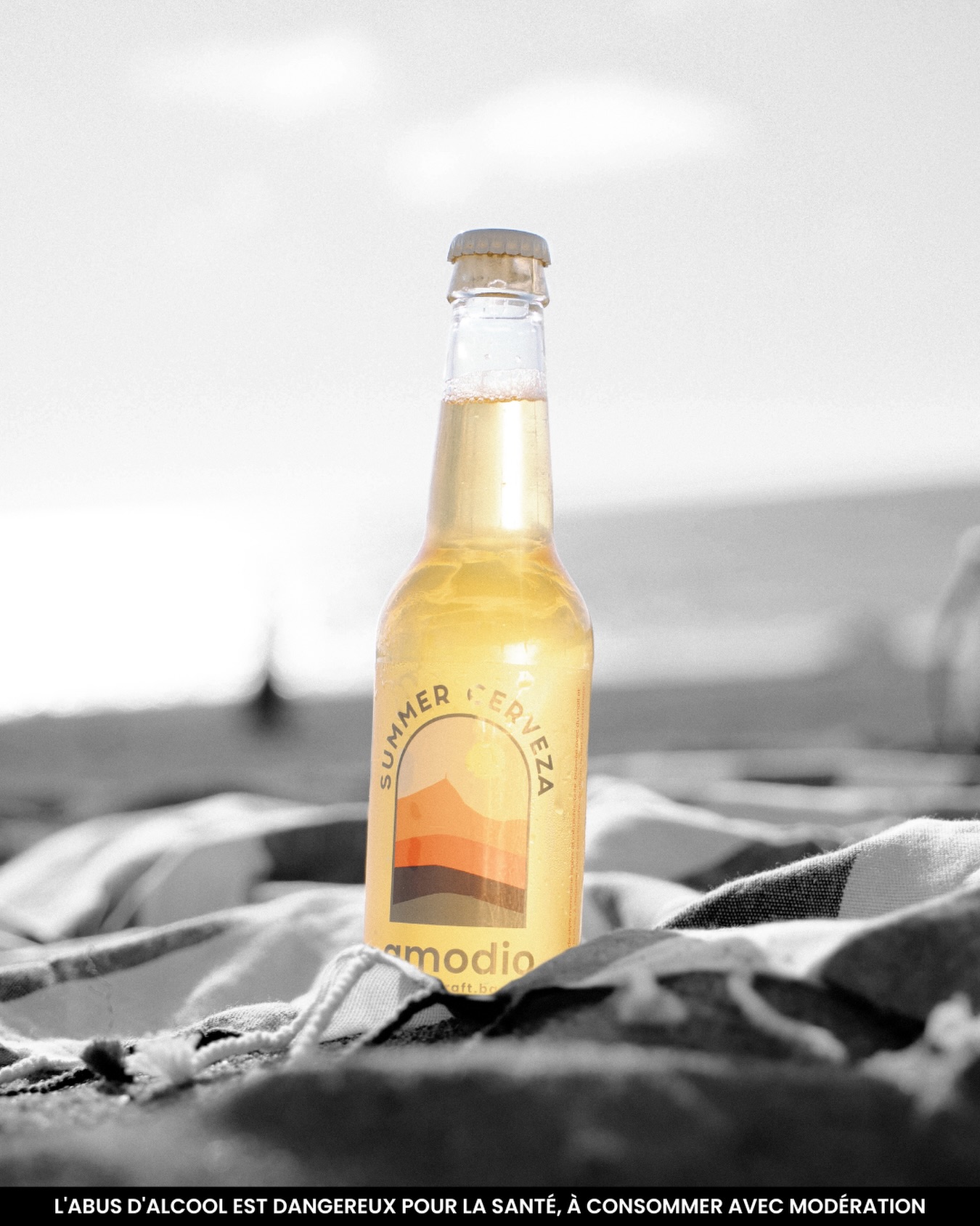 On dark and rainy day, there is always a light.
Summer Cerveza brings summertime even during the winter.
#amodio #beer #basquecountry
L’abus d’alcool est dangereux pour la santé, à consommer avec modération.