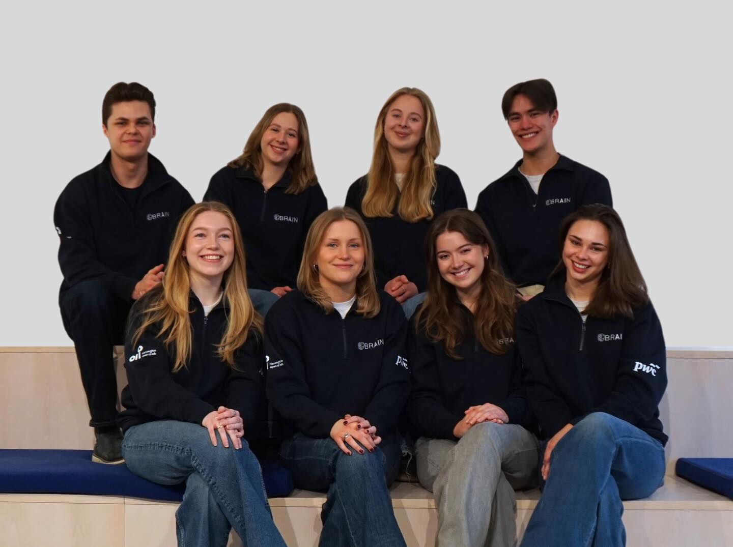 Velkommen til våre nye BRAINere! 🌟💙
Denne rå gjengen skal bidra med å skape spennende arrangementer og spre kunnskap om AI.🦾Vi gleder oss masse til å ha dere med på laget!🤩