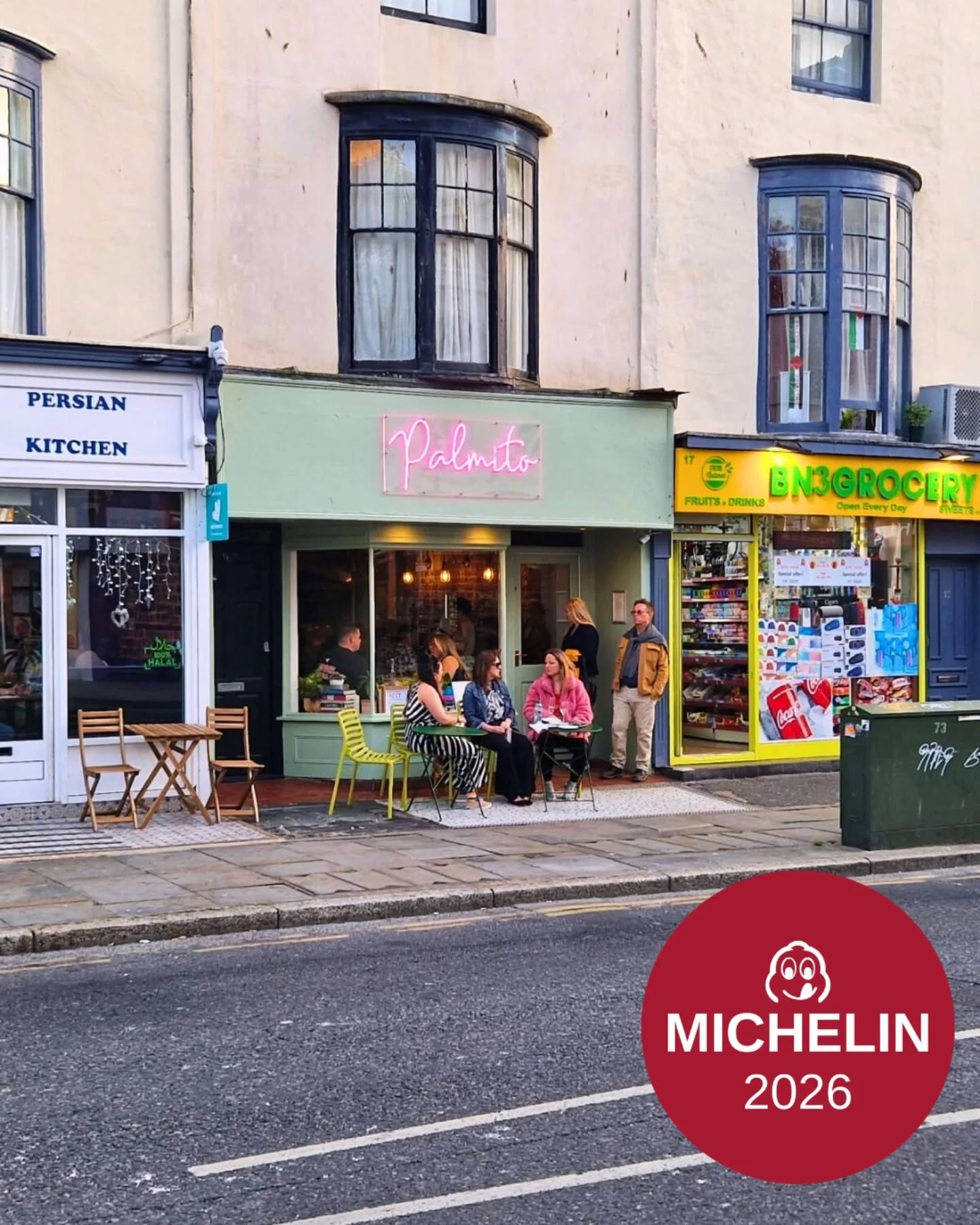 Como dijo Benito ¡Qué rico es ser Latino!
3 años qué el Palmito lleva el BIB Gourmand de la Guia Michelin. Cocinando comida simple, con productos locales y esa sazon criolla.
Gracias a toda la gente de Brighton qué nos apoya y qué cree en nuestro concepto.
Muchisimas gracias al equipo de Palmito. Pasado y presente. Chicos jovenes y llenos de Vida qué hacen qué Este pequeño local se llene diariamente de amor y energia
A nuestros proovedores qué Hoy en dia son nuestros amigos de barrio
@robbo_palmito
@evaritchie_
@gabor_repas
@biankarazeto
@foolheea
@rhinomanec
@tom.burke17
🥰