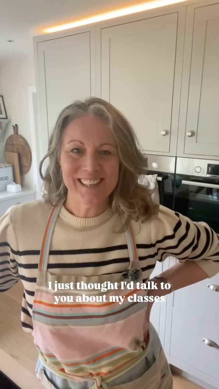 I love running demo cookery classes because you can slow down, watch and really learn without the stress of doing the cooking yourself.
From seasonal Mediterranean dishes to practical tips, you’ll leave inspired and ready to try it at home.
📅 Full schedule on my website - the link is in my bio. I look forward to seeing you here!