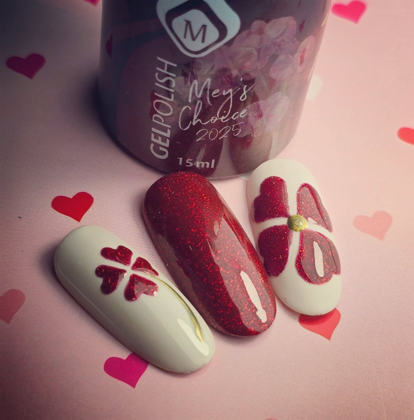 🍀✨️❤️Red sparkle and gold for Valentine❤️
#valentinenails #rednails #nailinspo #NailDesign #NailInspiration