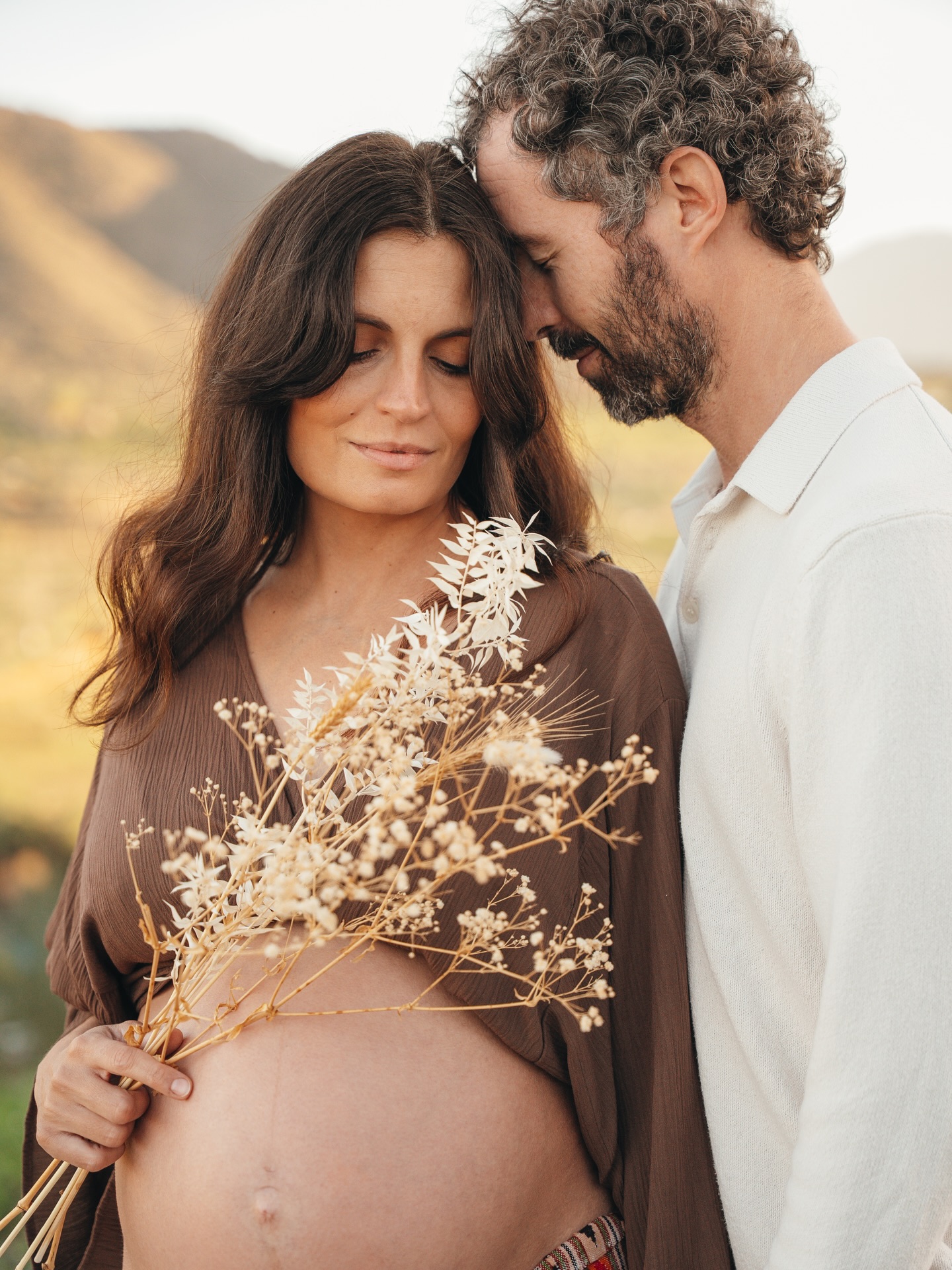 A little sneak peek from last weeks maternity session â„ïž
#phorographermarbella #maternityphotoshoot #costadelsol #photographer #malagaspain