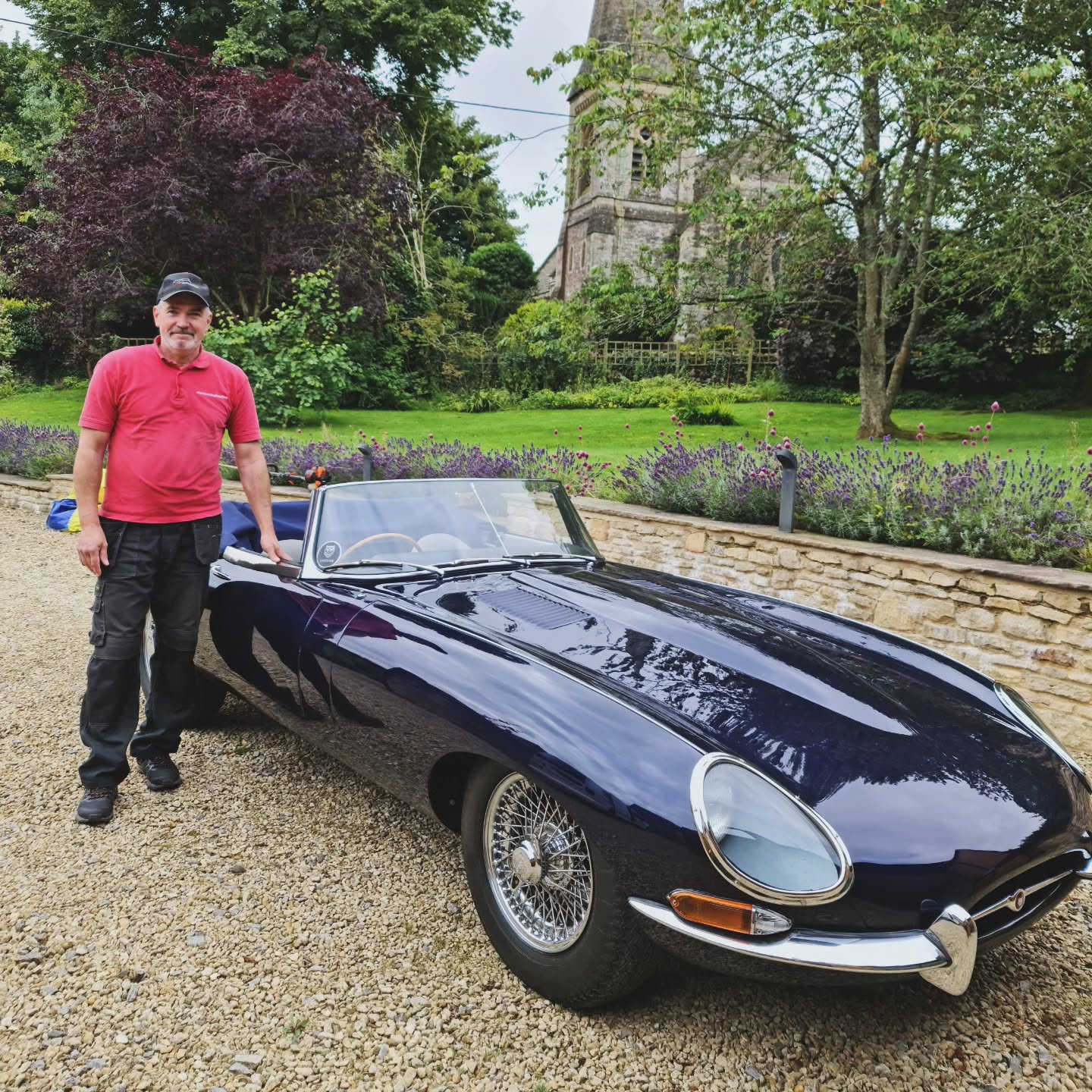 We're back on Instagram! Our hacked account is gone but enjoy this Jaguar E Type that we had the pleasure of treating!
#jaguar #etype #etypejag #detailing #cotswolds