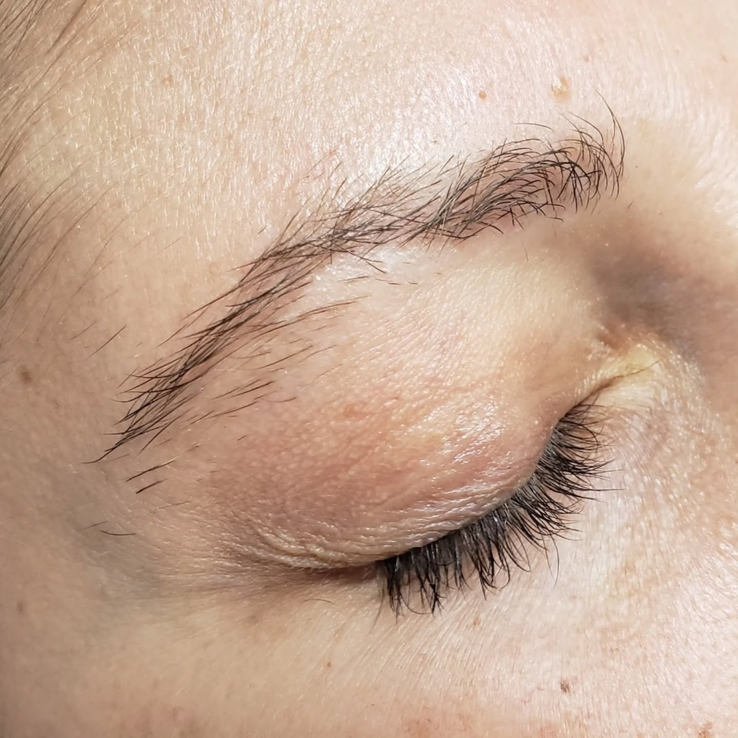 You know, some days you're just really good at your job? Dangggg today is that day ✨️
.
.
#Browtransformation #hiramgeorgia #browsofhiram #browwax