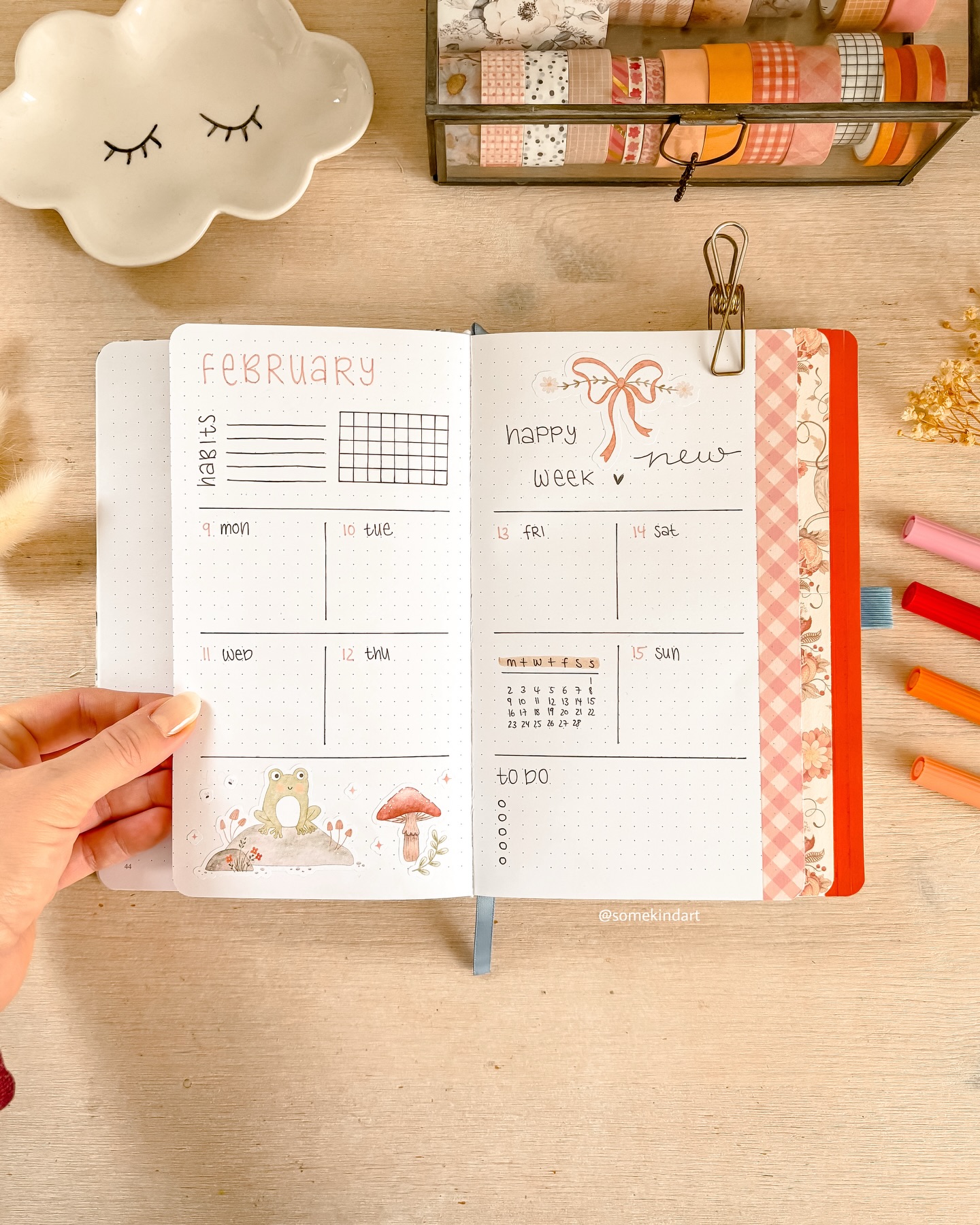 My first two weekly spreads for February ✨ This time, I added small tabs for each week, which makes planning even easier and gives my bullet journal a clean and organized structure ☺️🤍
I really loved creating these layouts, combining soft colors, playful stickers and functional elements. These weekly spreads help me stay focused and creative, while still leaving enough space to slow down, reflect and enjoy the little moments of February 🥰 happy cozy Tuesday 🍄
#bulletjournalinspo #weeklyspreads #planneraesthetic
weekly bullet journal, february weekly spread, planner layout, aesthetic bullet journal, functional planning, weekly planner, creative journaling, bujo inspiration