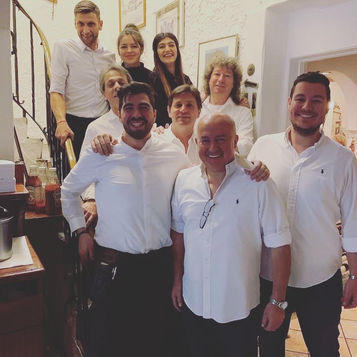 Unser Team wünscht euch einen angenehmen Start ins Wochenende!
#teamkypros #weekend #greekrestaurant #dinner #spritzenplatz #ottensen #altona