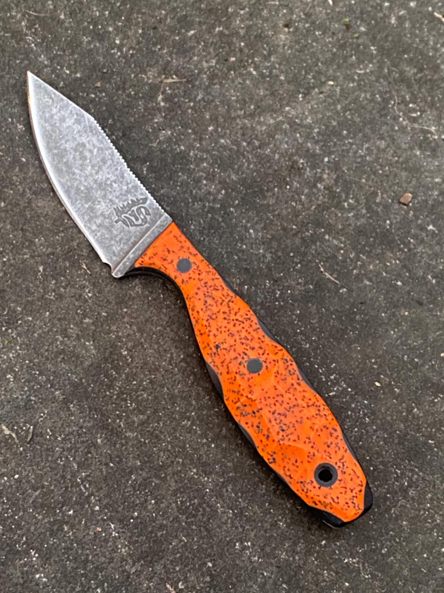 CUT-COOK-EXPLORE
Update: SOLD out day 1! Thank you all!
For the EXPLORE series we have a few fun designs for you to take on any adventure. This is where you will see a combination of handcrafted stainless steel shapes with modern materials for handles to classic handforged carbon shapes and timeless wood handles.
Our first EXPLORE model is The HUNT
Designed to go with you on any adventure that you are hunting for.
-This is a compact drop point shape for everything from everyday carry to backcountry adventures. Handles have the grippy textured blaze orange @griptecofficial GripX handle material, tough NITRO-V stonewash stainless steel, TOPO kydex sheath with options to add Ulticlip attachments.
This shape fits perfectly in the side pouch of your binoculars or hip pouch on a backpack or low profile enough for front pocket carry with an added Ulticlip.
We will have a batch of these this weekend at The Market at Knutson Farms.
#handcrafted #showaltersmithing #pnw #wa #craft