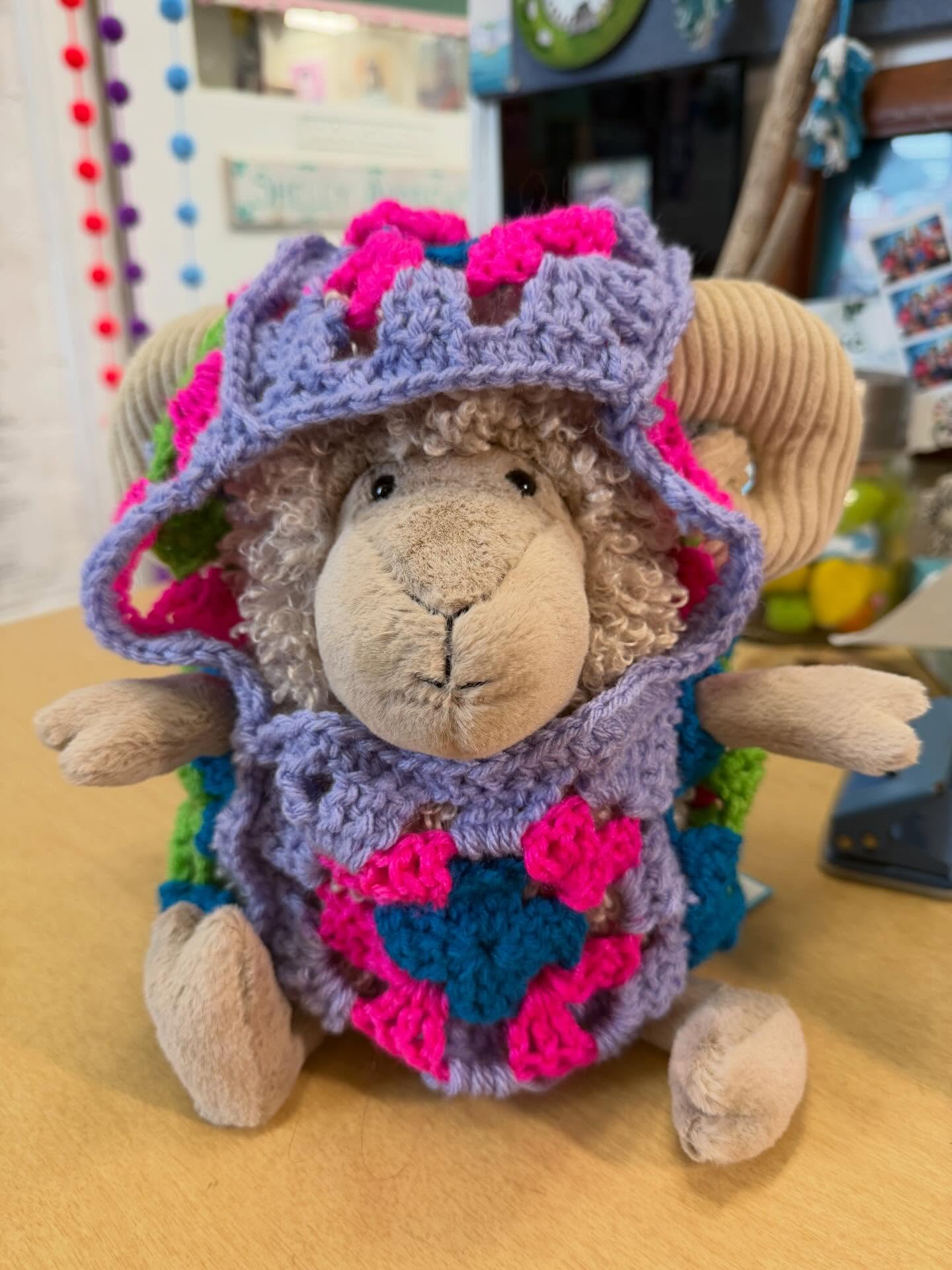 Ramsley Sheep 🐏 @jellycat in balaclava 🤗 because he is so cute 🥰 pattern for balaclava @littlegemscraftshop #khscrochetclub