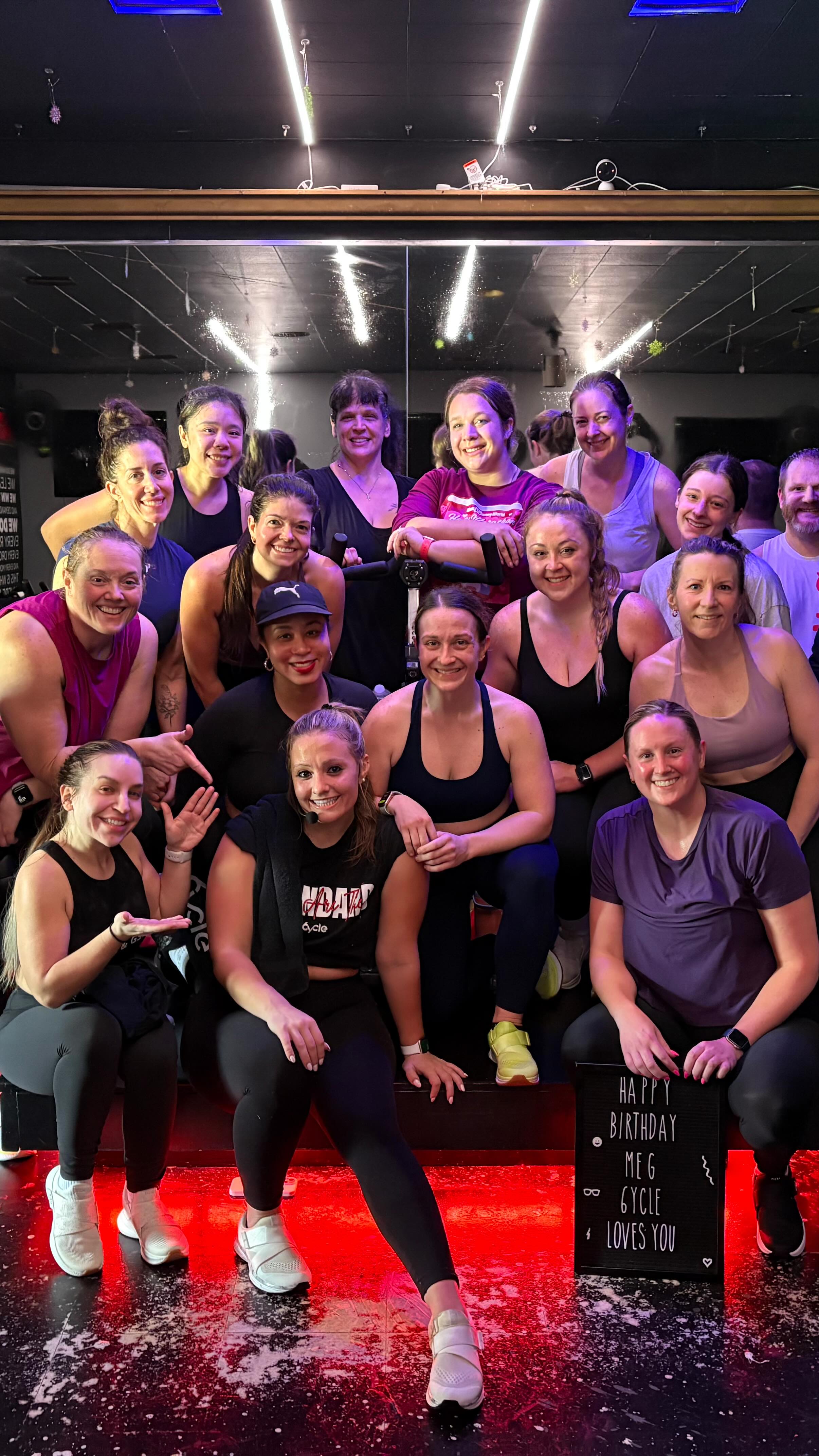 New instructor alert: say hey to Kelsey!! 🫶🏼
Kelsey is a special education teacher (K, 1st & 3rd), a cheerleading coach, and a retired competitive All-Star cheerleader of 12 years — and she’s bringing all of that energy to The Vault.
Her favorite part about 6ycle is the supportive community you feel the second you walk in, and when she’s building playlists, she lives for a heavy hill or a jog 😮💨.
When she’s not teaching, riding, or working on her master’s program, you can catch her traveling, hanging with friends & family, or spending time with her 3 dogs.
One thing you may not guess about Kelsey is that she loves to scrapbook! She has also run one half marathon, with more to come, and loves a good book on the beach.
We are so excited to welcome Kelsey and her electric smile to the team!