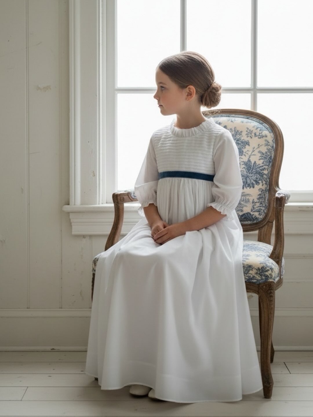 Este modelo de Primera Comunión se llama Jacinta y es un modelo nuevo de esta temporada. Esperamos que os guste. ¡¡Feliz fin de semana!! 🥰