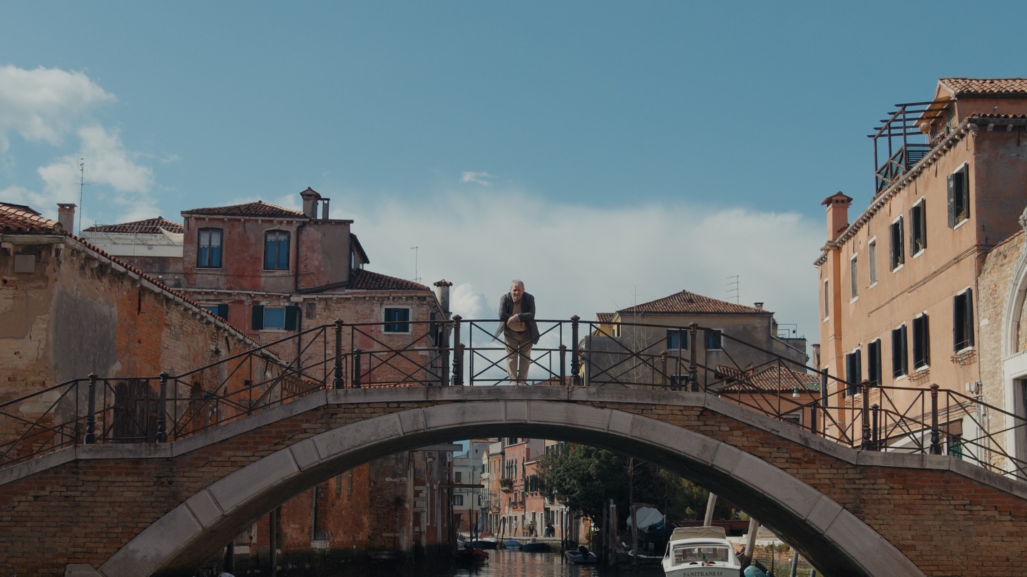 The story of Vivaldi’s Four Seasons, now on screen !
From Venice through Mantova, Amsterdam and Vienna, with @fabio_biondi_violin & @europa_galante, as told by @marinachicheviolon
📺 Now broadcasting on France 4 / @france.tv
#Vivaldi #FourSeasons #QuatreSaisons #EuropaGalante #fabiobiondi
