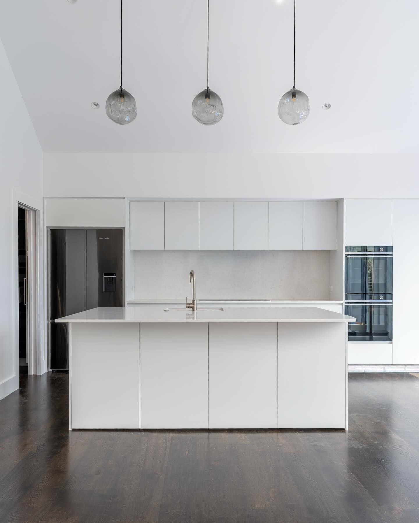 Project: Ponsonby Villa Renovation
This lovely villa underwent a full overhaul to bring modern conveniences to its heritage charm. We fitted a brand new kitchen and a separate concealed scullery and laundry, both finished with matching brushed nickel tapware and accessories.
Photography by @mr.supa
#pumpedupplumbing #plumbingnz