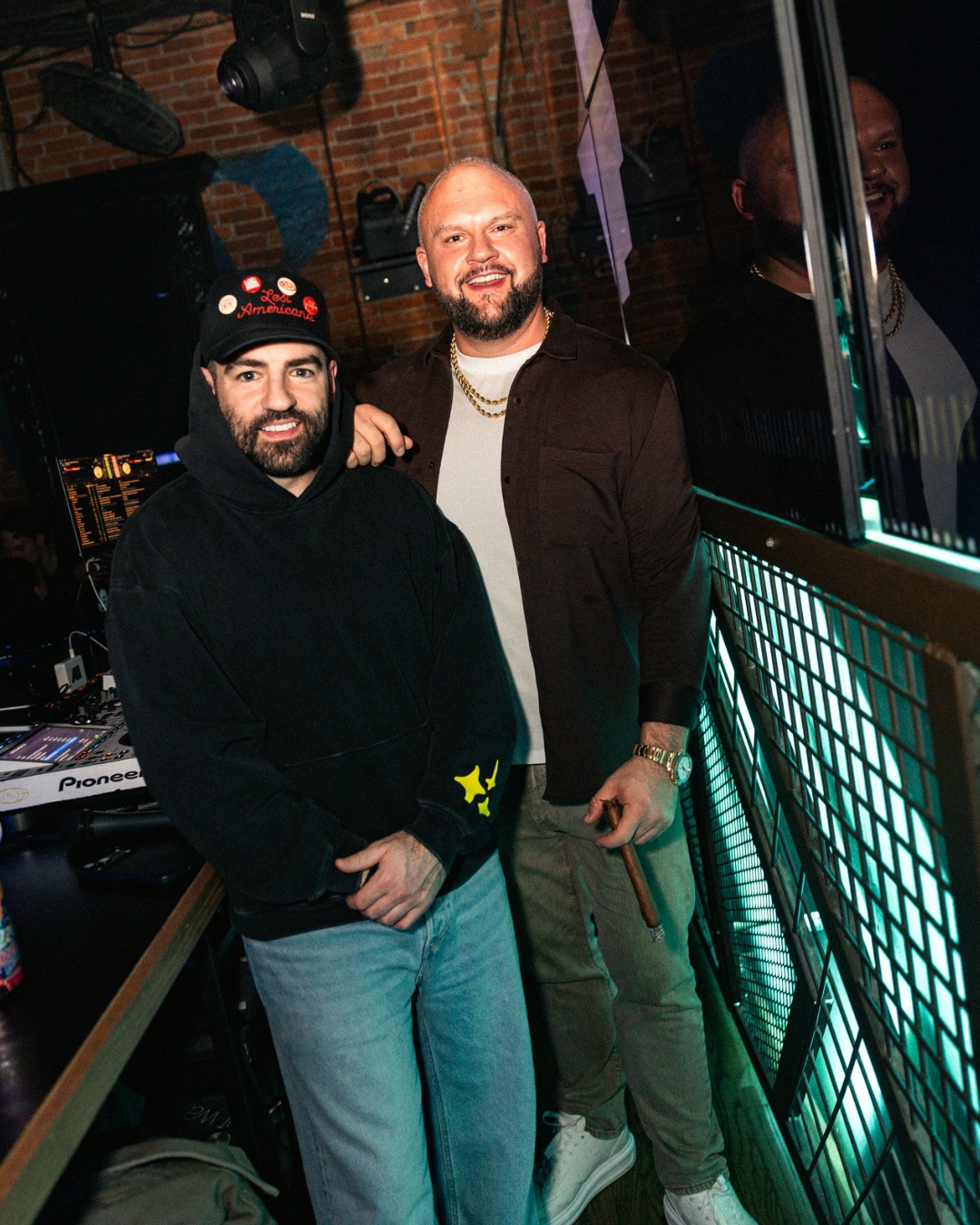 HAPPY BIRTHDAY @JOEORAVEC3 !
A few clips from Joe's BDAY a few weekends ago 📸
#barleyhouse #barleyhousecle #clevelandohio