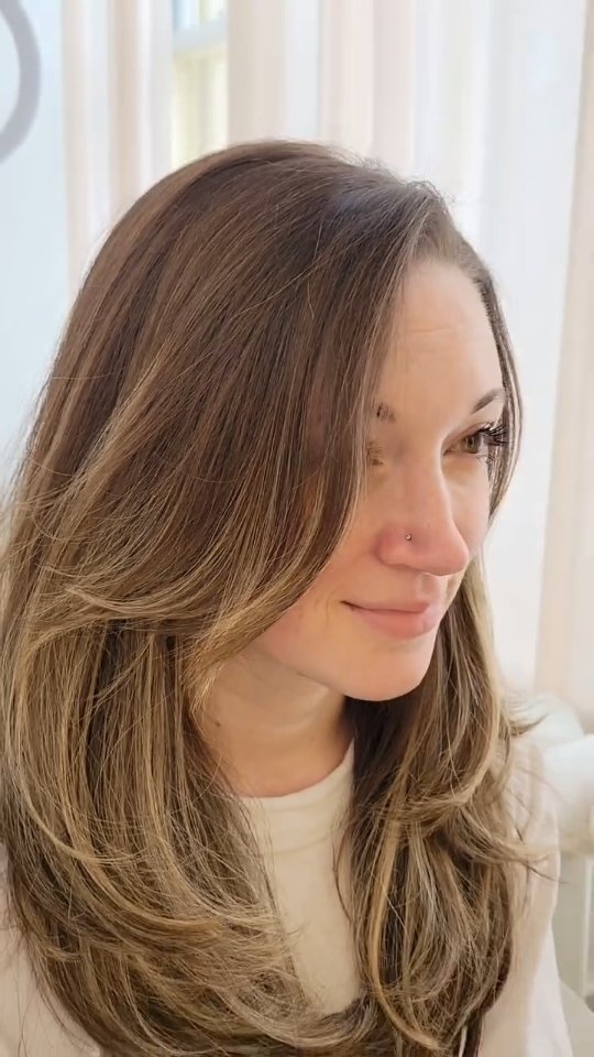 I had the pleasure of meeting Adrianna who had her 2nd baby 4 months ago and was ready for a change!
I think it's important for new moms or moms with new babies to be able to take the time to do these things to try to feel like their beautiful self again. Sure, she may not style her hair regularly right now, but when she does, it will look so pretty and hold a style much better than before. More importantly, she will feel like her beautiful self 💃✨️
Any form of self-care is not too much to ask or is too indulgent. It's essential.
If you're ready for a style refresh, you can book with me using the link in my bio ⬆️
#salonandwellness #bespokehairexperience #shampoosociety #whitbyluxurysalon