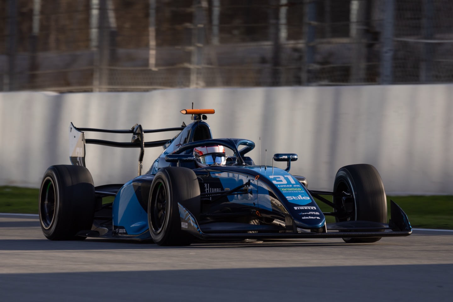New year, new colors!🔵
Can’t wait for down under🇦🇺 @damsracing
#FIAF3