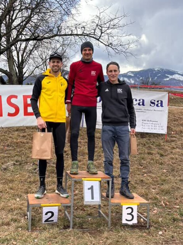 Cross di Tesserete 🏃🏻♂️ 8 febbraio 2026
Grandi risultati per @damianobarloggio 🤩 che nella sua categoria si posiziona sul secondo gradino del podio! 🥈
Grande! 👏🏻 Avanti così ! 🤩
@casadellottica_sa
@dynoptic
@lidlch
@farmaciasolduno.ch
@nikoneurope
@pissei @noe_gianetti #pissei
@performancesport
@giuliani_sa
@parisfalegnameria
@AMIfiduciaria
@gh_design_officineghidoni
#crosstesserete #run #2026 #SportPassion race motivation sport competition stravarun cdobikerun