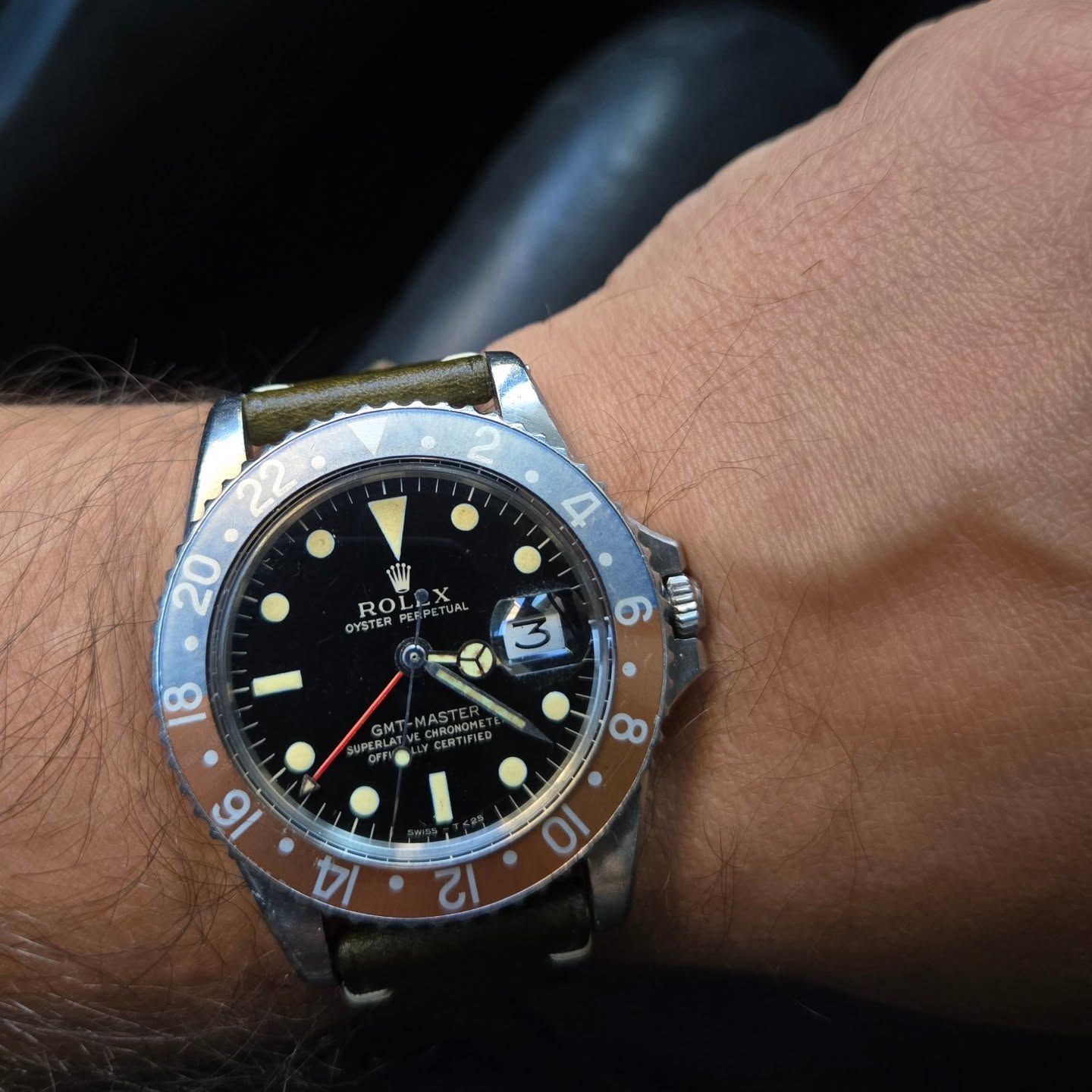 What a 1675 Gilt should look like in untouched honest condition.
#1675
#timemerchants
#rolexgilt
#rolexgmt
#1675gmt