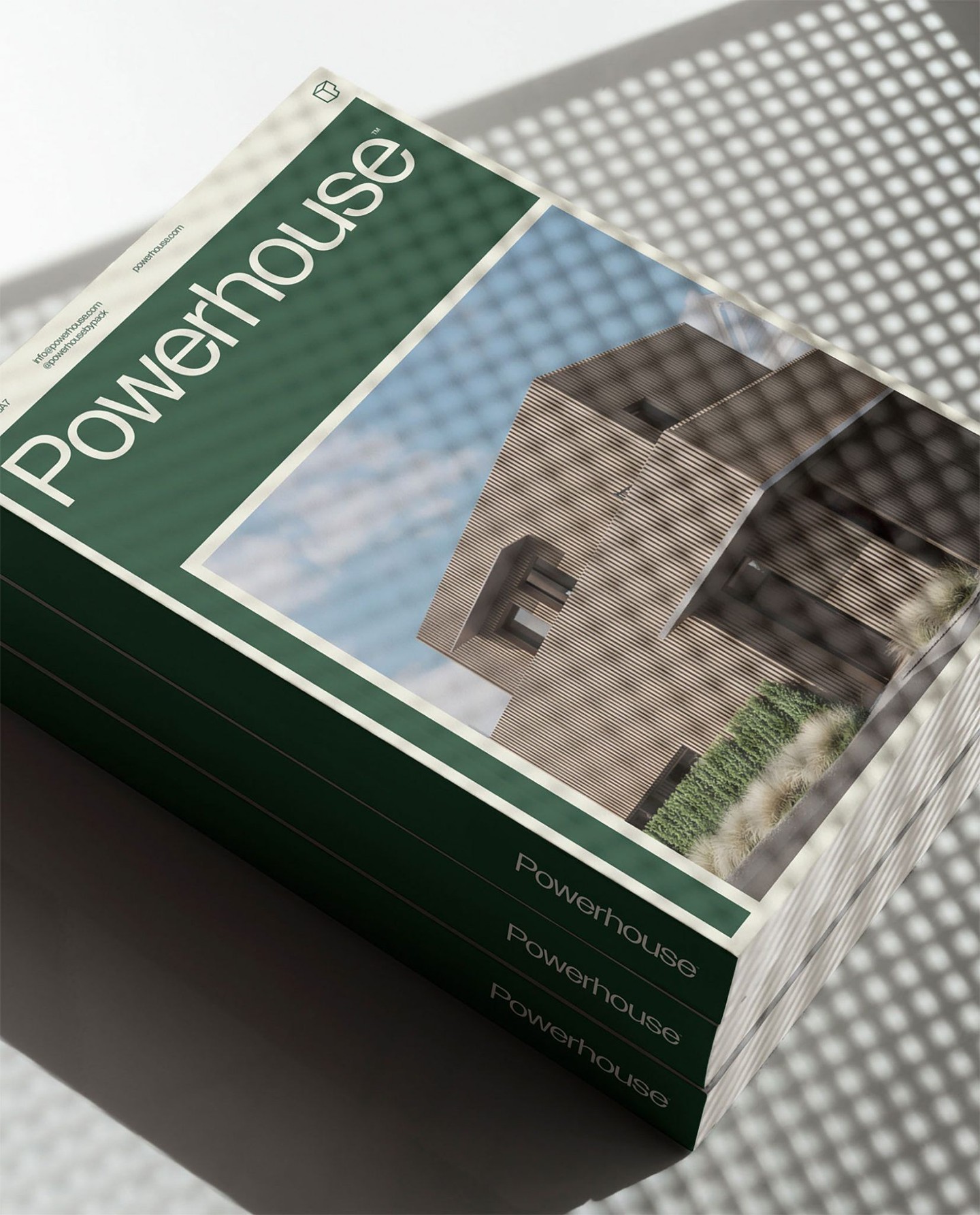 Tu contenido merece un formato que esté a su altura.
Imprimimos libros con materiales y acabados que hacen la diferencia.
Hablemos y desarrollemos tu proyecto.