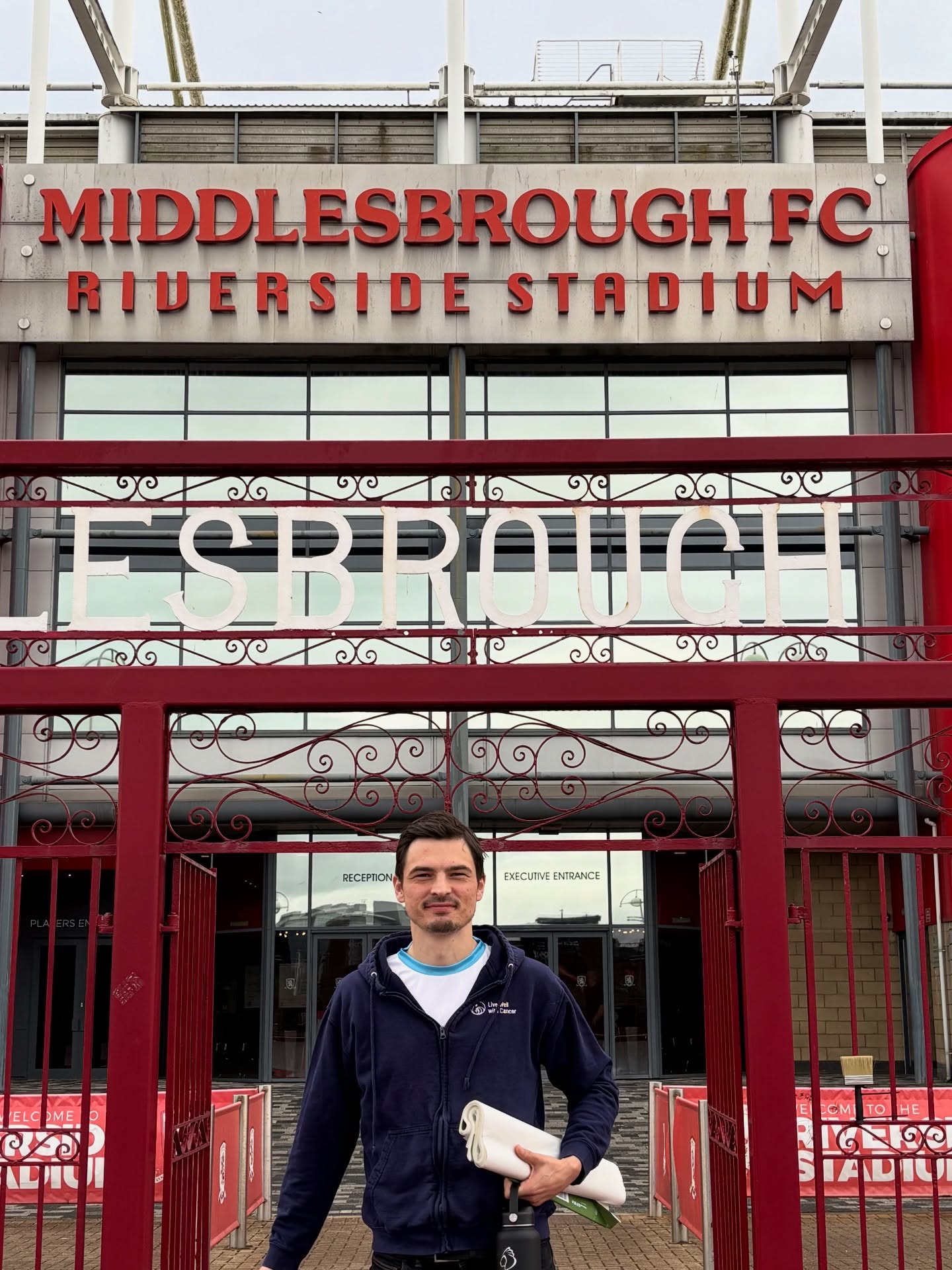 Live Well with Healthy Habits is returning to Riverside Stadium. Join us from 10-12pm on 25th March for a Prehabilitation workshop open to professionals working in cancer care and people impacted by a cancer diagnosis, held in partnership with South Tees Hospitals NHS Foundation Trust. We’d like to say a massive thank you to Middlesbrough FC Foundation for hosting the session for free as part of our regional prehab project, which was generously funded by Northern Cancer Alliance through Point North. Please email transformation@livewellwithcancer.co.uk to register for the event 🩵
#livewell #healthyhabits #prehabilitation #workshop #riverside