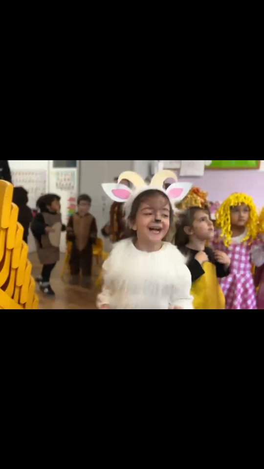 Com sabeu, enguany cada classe representa un conte; hem aprofitat carnestoltes per donar vida a aquestes històries. Aquí teniu els grups d'I3, I4 i I5... o millor dit, en Patufet, La Rínxols d'Or i Les Set Cabretes i el Llop!
💚💚💚
#EsperitPiaget
#PassioPerlEscola
#SomEscola
#ElCarmel