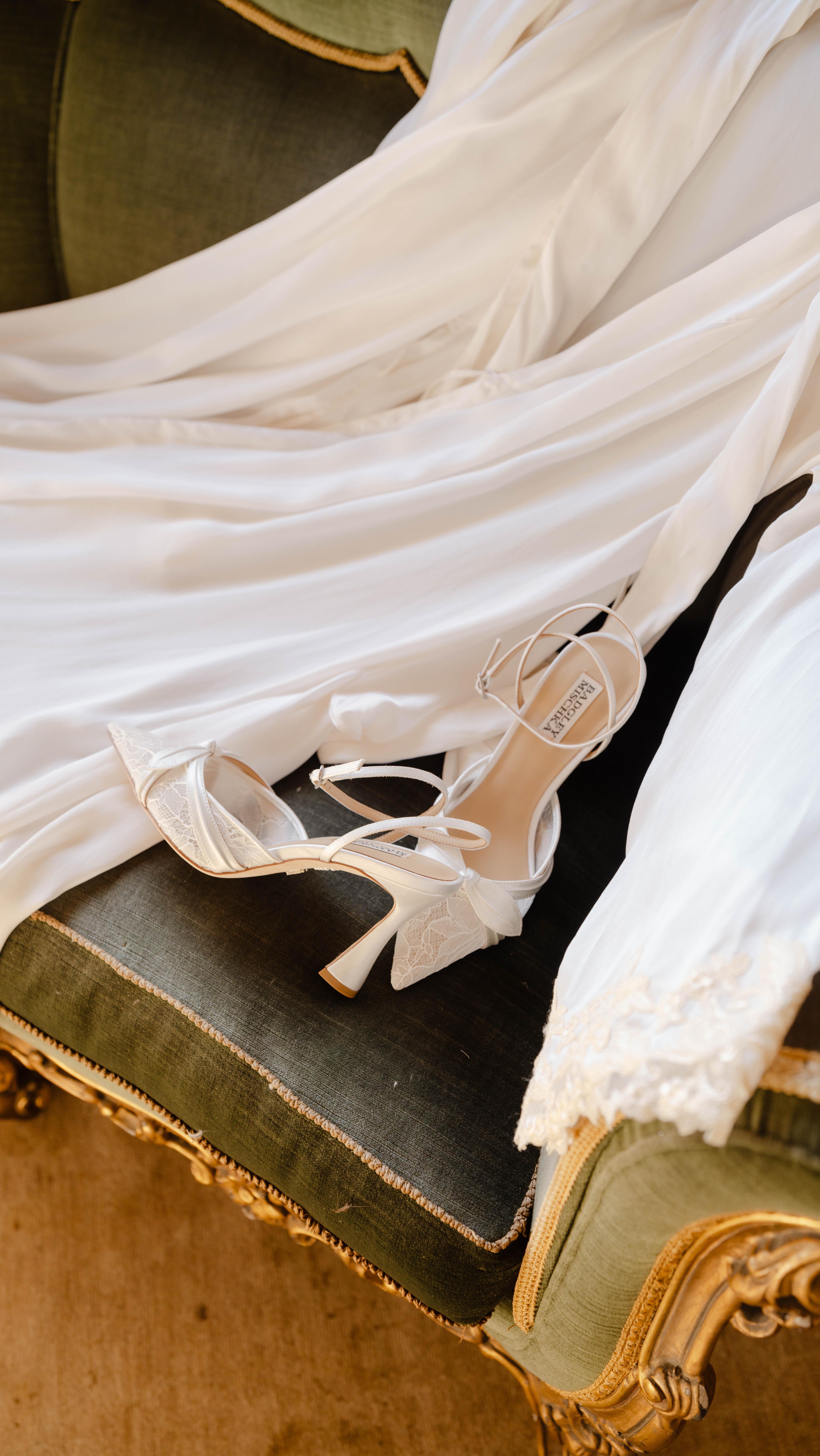 SIBORA & MARCUS
Before the big day
@sisiseranax
Location @castello.dalpozzo
Pizza @goldenbeepizza
Video & Photo @soldanofotografia
Flower @brovelliclaudio
***********************************************�#soldanofotografia #soldano #leica #wedding #weddinginspiration