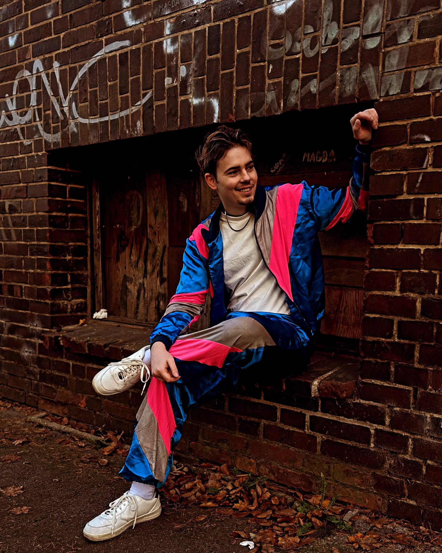 W oczekiwaniu na premiere łapcie kilka zdjęć 😉😎
🪩🕺💃🔥
20.02
#AVE #disco #musicclip #Szczecin #photooftheday