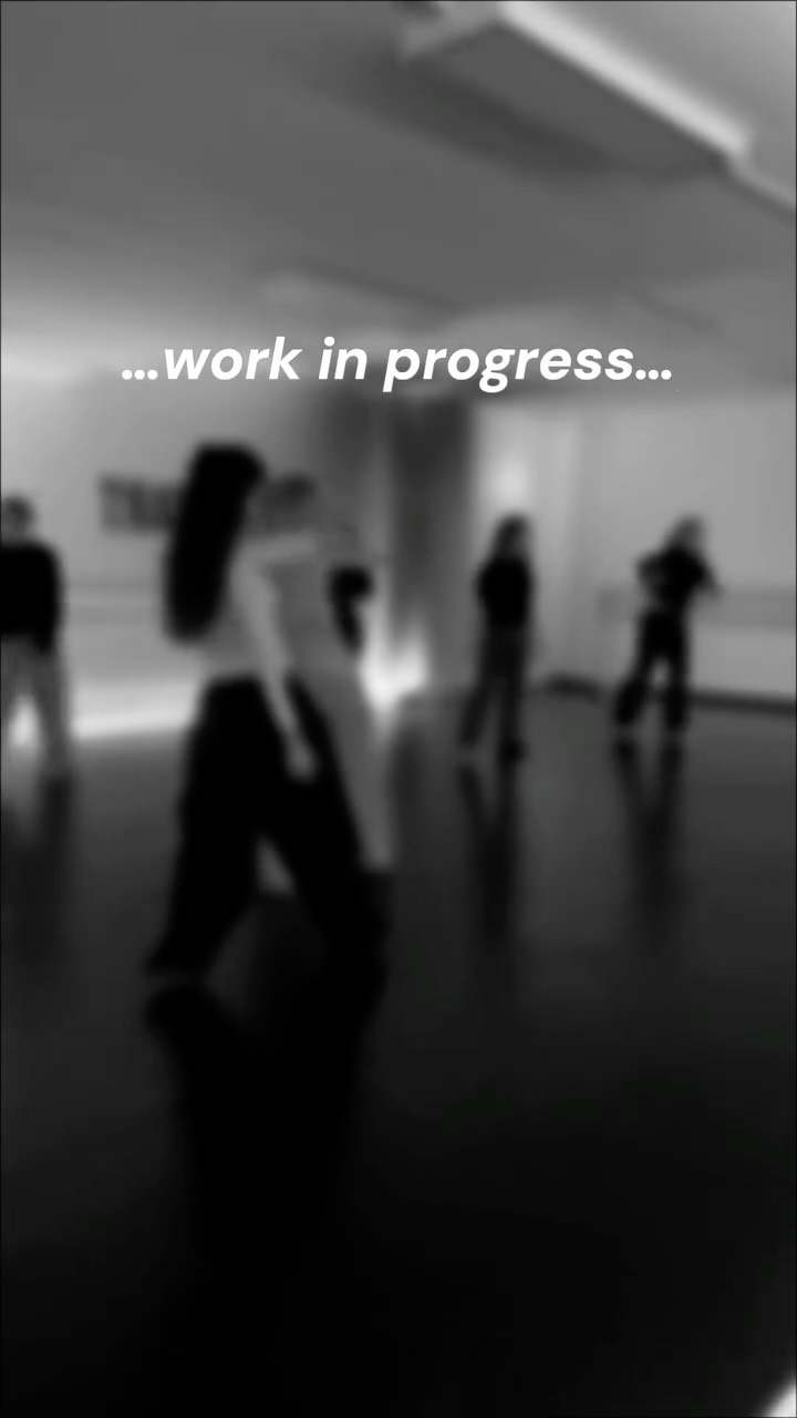 Wir sind schon fleißig am Arbeiten💪
.
.
.
#dance #explore #stuttgart #lebensart