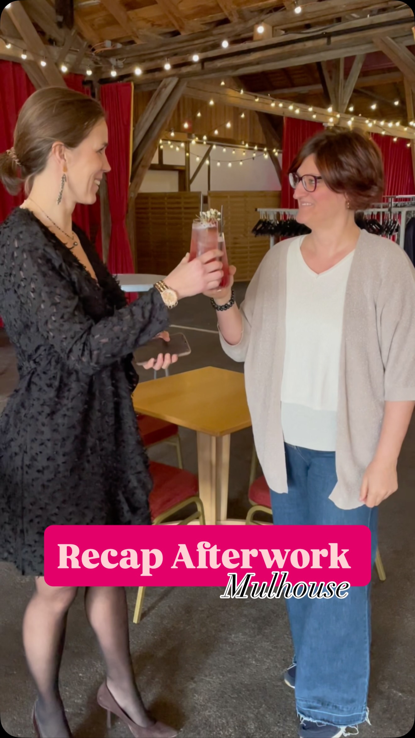 📍 Écomusée d’Alsace
Quand la basse saison s’installe,
quand l’énergie fluctue,
quand le doute s’invite…
👉 on choisit de ne pas rester seuls.
L’afterwork du Wild in Love à Mulhouse a été pensé comme une parenthèse humaine et réconfortante pour les entrepreneurs du mariage.
Un moment pour parler vrai, partager ses ressentis, et se rappeler que derrière chaque prestation, il y a un humain.
Dans le cadre unique de l’@ecomusee_alsace entre chaleur, échanges sincères et convivialité, la magie a opéré ✨
Des conversations profondes, des rires, du soutien… et surtout ce sentiment précieux de faire partie d’une communauté.
Merci à @lerendezvousdesambitieuses pour leurs mots justes et leurs clés concrètes, merci aux partenaires et prestataires présents pour leur confiance et leur authenticité 🤍
Merci à @njsbar_events pour ses cocktails toujours aussi savoureux et gourmands !
Ici, on cultive bien plus que du réseau :
on cultive du lien.
@barr_nomade
@cyriellejunges_weddingplanner
@bichettesandco
@la.perleevents
@sebastien.north
@fleurs_menthe_a_leau
@le.colibri.foodtruck
Royer traiteur
💬 Dis-nous si tu étais de la partie !