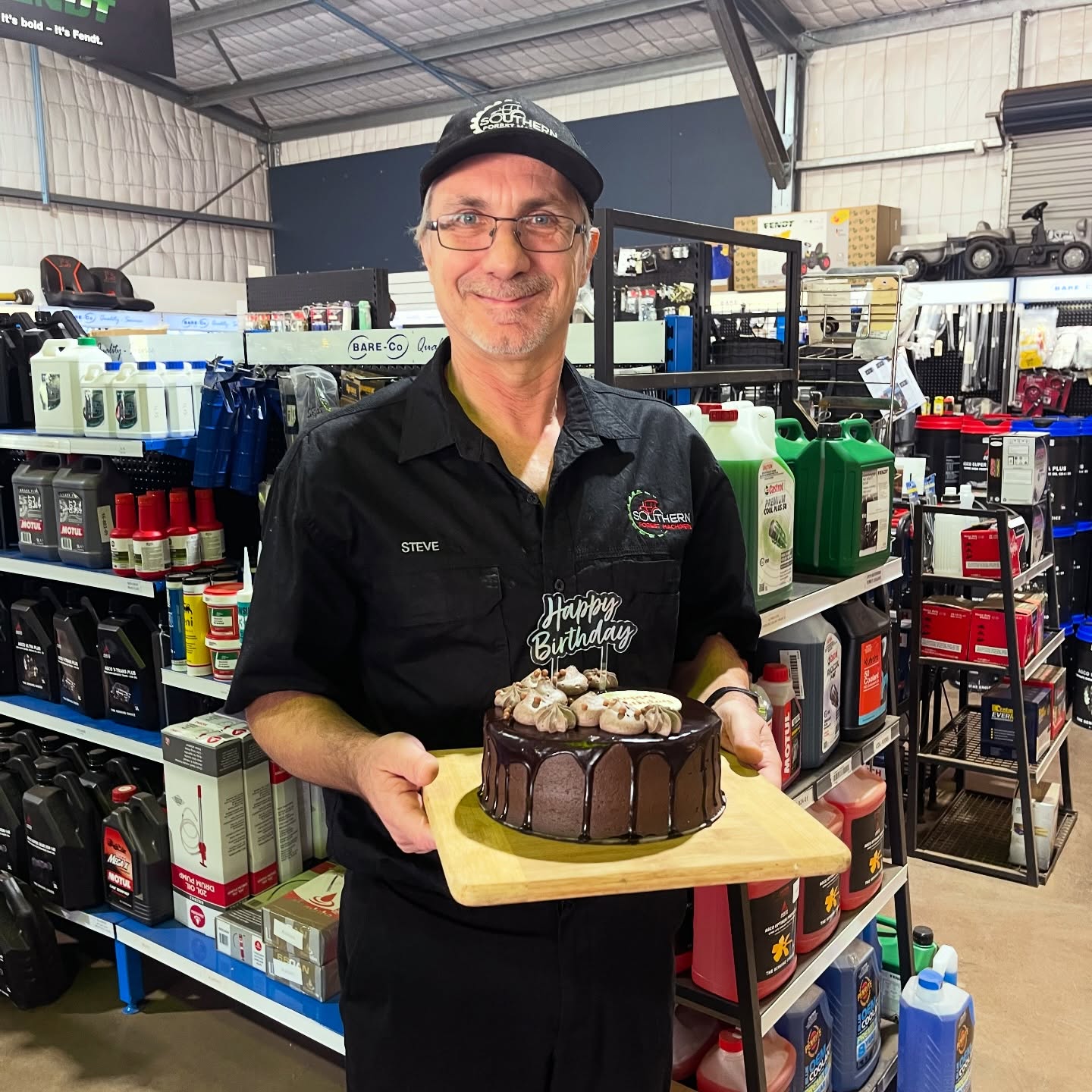 It’s not just parts Steve’s managing today, it’s cake! 🎂
Happy Birthday to our Parts Manager - Steve.
Have a cracking day and enjoy your big day.
🥳 🎉 🎈 🧁 🍰 🎂 🍺
#manjimup #farmingwa #southwestwa #southernforestsregion #southernforestswa