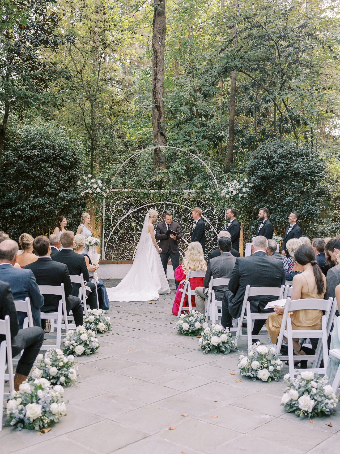 The Grady’s wedding at Swan Coach House was absolutely stunning! Every detail of their ceremony, cocktail hour, and reception came together beautifully. In the process of planning your dream wedding? Learn more and inquire about booking your wedding with us using the link in our bio!
📷: @sarahfolsomphoto