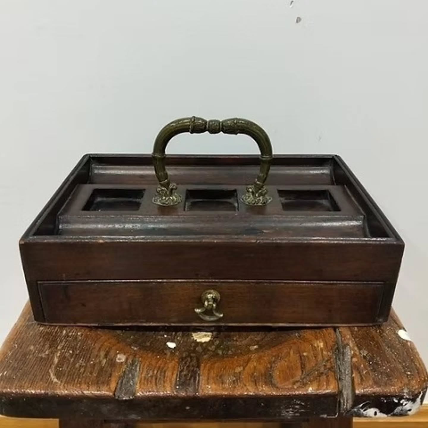 Vintage Wooden Desk Organiser / Inkstand Style Desk Tidy with Brass Handle | https://share.google/OqcNYpsoZPAFMP2vD #stufftoyouandme #objetdart