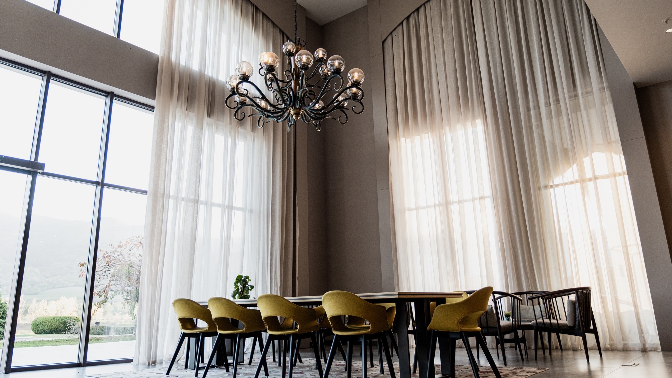 Lighting should never be an afterthought, it’s architecture’s jewelry.
Refined interiors, balanced proportions and understated elegance create an atmosphere of genuine tranquility.