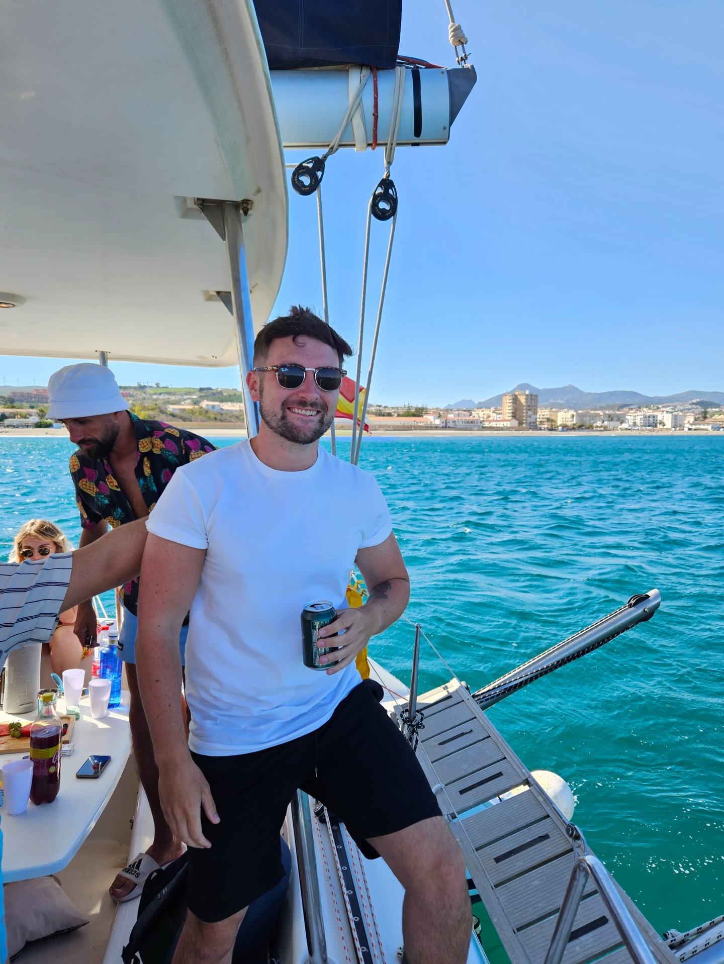 Beer on a boat 🍺⚓️>
Summer is on it’s way and we just can’t wait 😎☀️
Book now with Sail & Power Charters
~~~~
Cerveza en un barco 🍺⚓️>
El verano ya casi está aquí y no podemos esperar 😎☀️
Reserva ahora con Sail & Power Charters
📲 +34 644 05 36 56
🇬🇧🌐www.sailandpowercharters.es
🇪🇸🌐www.esteponaboatcharter.com
#boattripspain #paseodebarco #boatcharter #costadelsol #marbella