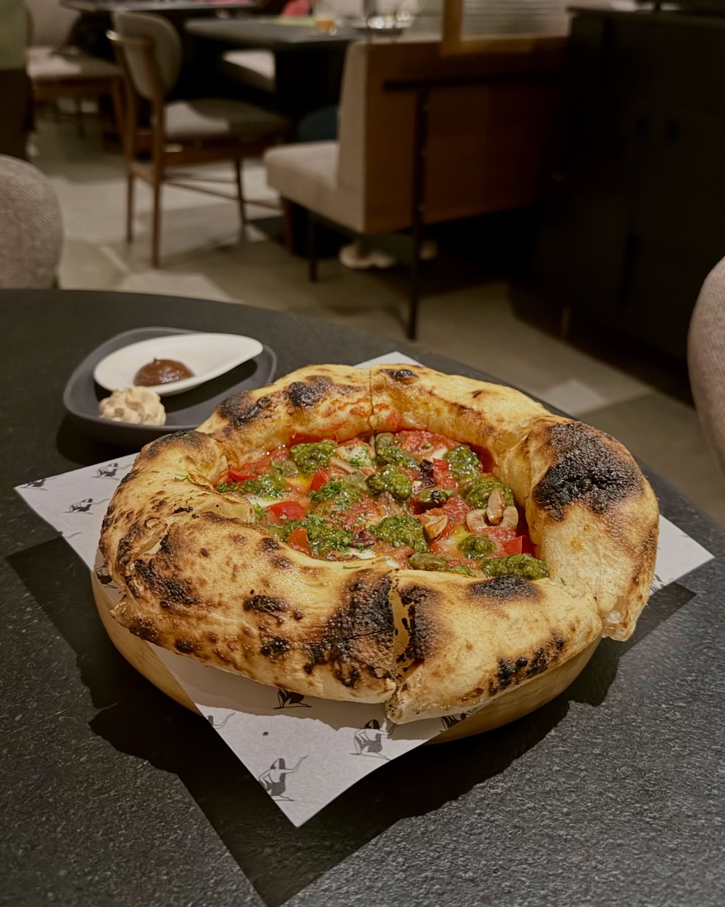 @hearthrestaurant.in
#MFLHearth #Mumbai #MumbaiFood #MumbaiFoodLovers #Hearth