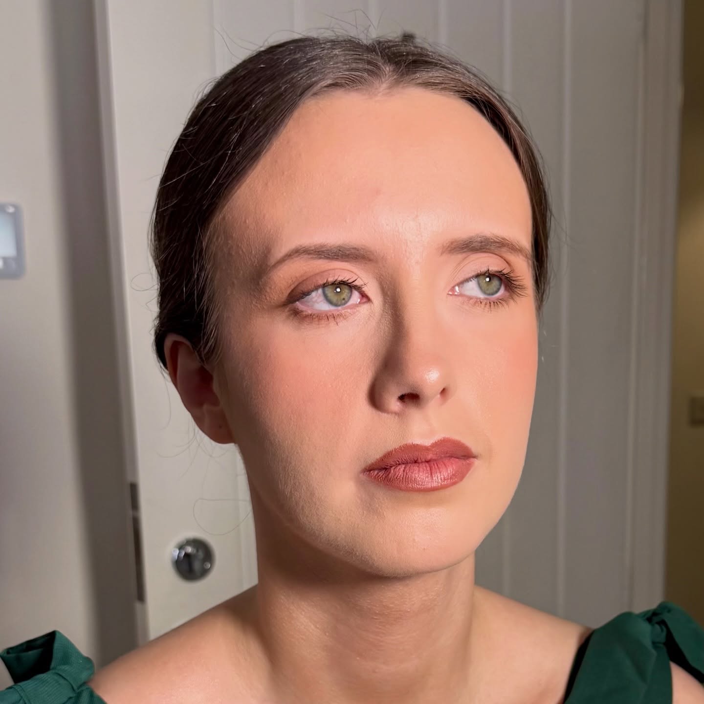 Soft, understated bridesmaid glam ✨
Neutral tones and glowing skin for a classic wedding look.
My final bridesmaid look, assisting @charlks_makeup
Hair by @styledbycezz 🎀
📍 @pencoedhouse
#bridesmaidmakeup #bridesmaidinspiration #southwaleswedding #southwalesweddingmua #southwalesmakeupartist