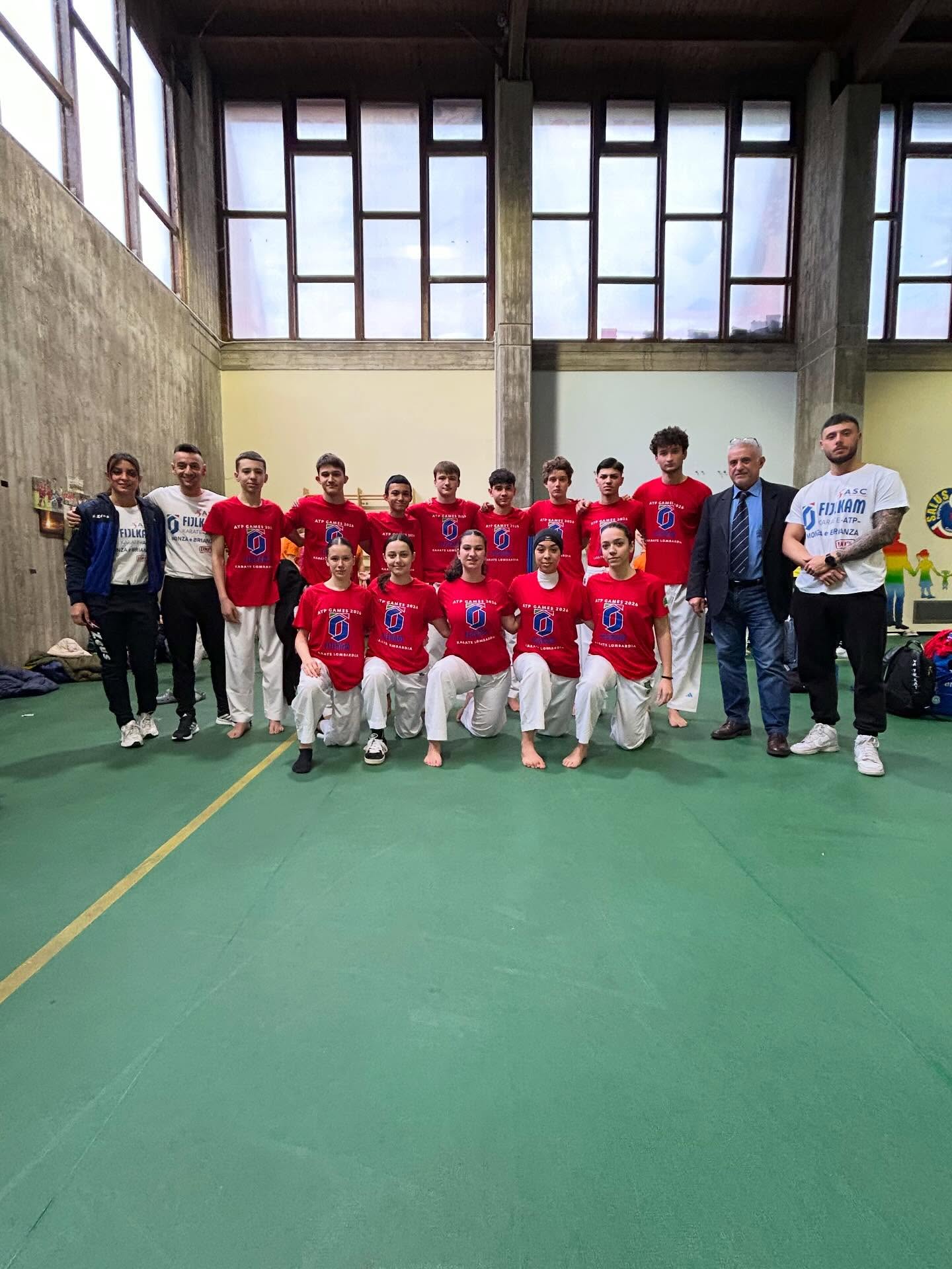 ATP GAMES domenica 8 febbraio 2026.
Campionato per province FIJLKAM 🇮🇹
Grandissima esperienza per i nostri ragazzi del @kentozazen_limbiate , che hanno partecipato e rappresentato Monza e Brianza.
Siamo stati convocati con 6 atleti e hanno dato il massimo per provare a portare alla nostra provincia una medaglia, che purtroppo è stata sfiorata di pochissimi punti.
Grazie mille per l’opportunità e un ringraziamento ai tecnici che hanno seguito i ragazzi. 💪🇮🇹
AD MAIORA SEMPER. #kentozazenlimbiate#fijlkamlombardia#fijlkam#karate