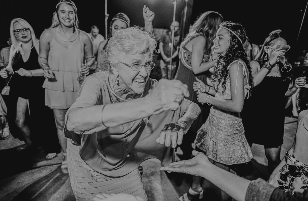 This moment happened in a split second. Some moments Iām just pointing a camera.
Other moments, Iām getting THAT SHOT. The one where our couple is going to look back and laugh or even cry at. Itās not all about posing- sometimes itās about getting those moments that matter most now, but even more later.