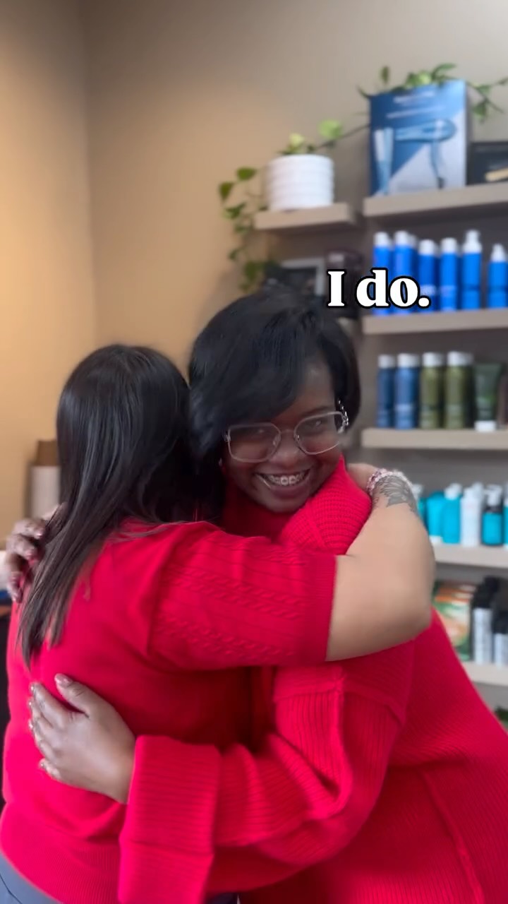 Now that Valentine’s Day is over, we can shine some light on what we’re willing to do just for you as your ✨Galentines✨ 😉😂💖
.
.
.
.
.
#artehairstudio #rentonwa #bellevuewa #salonhumor #salonlove