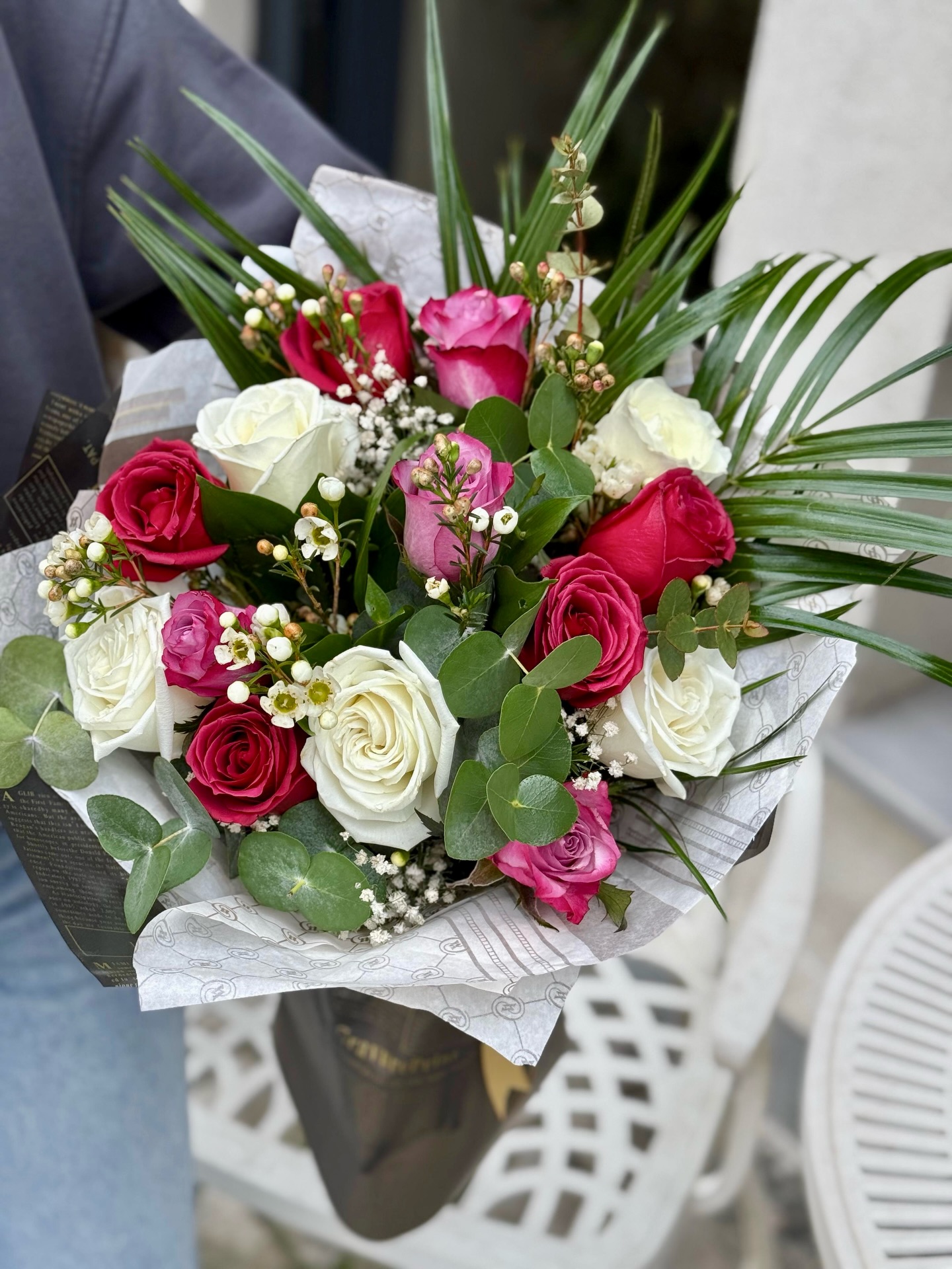 🌹“Sevginizi çiçeklerle anlatın
Aynı gün teslimat için bizimle iletişime geçin.”
📞05469731110
#bilecikçiçek #çiçekci #bilecikçiçekçi #buket #gülbuketi🌹