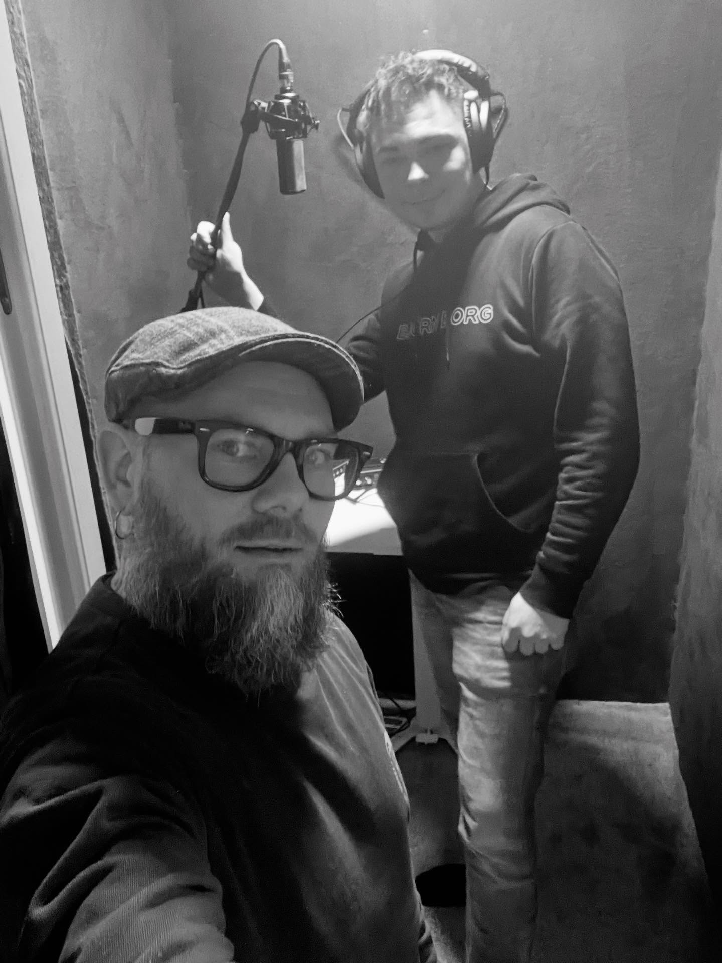 And here we go again.
#recording #popmusic #producer