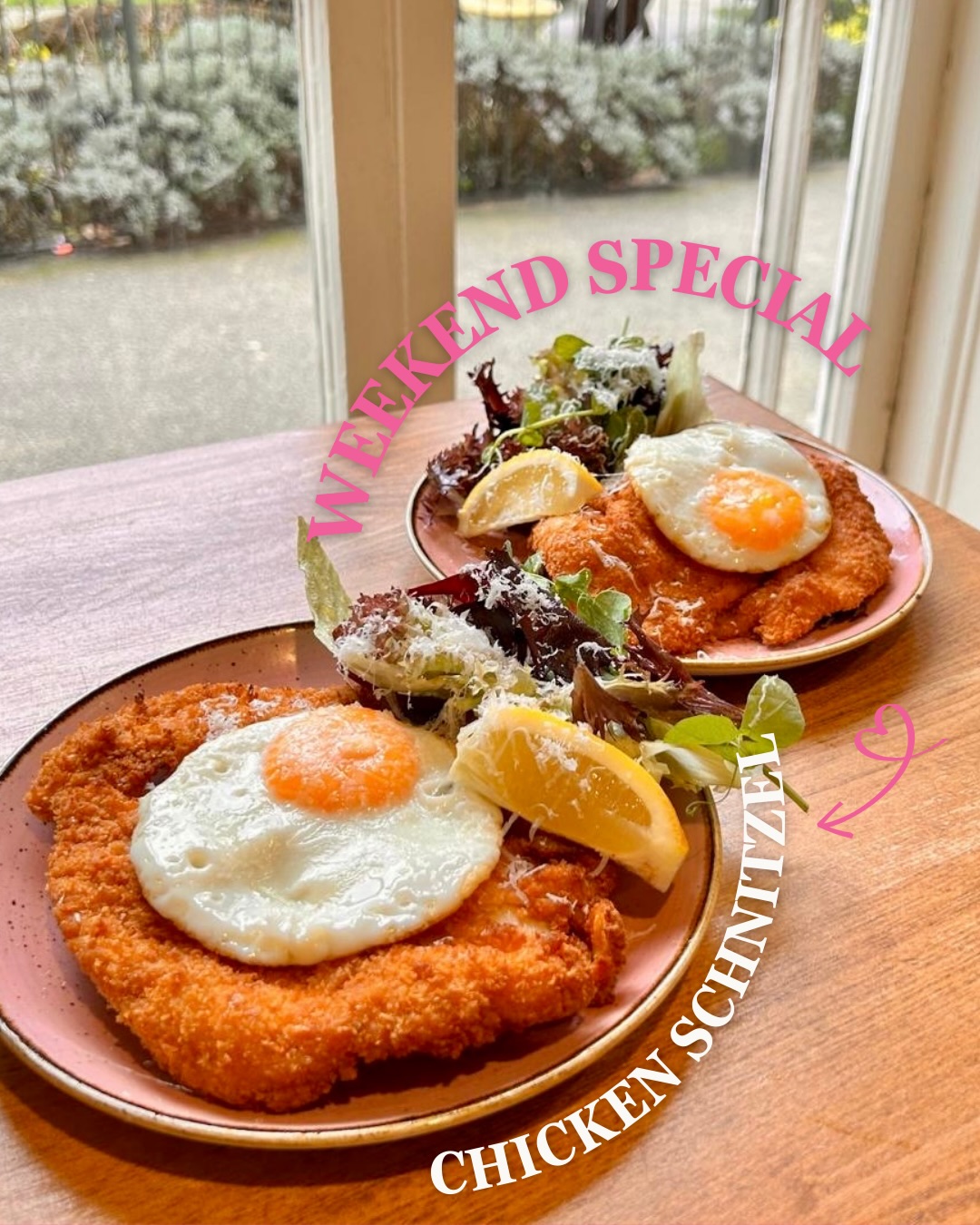 Our weekend special has landed 💕
Homemade chicken schnitzel, golden and crunchy, topped with a perfectly fried egg and served with a fresh side salad.
Available Friday–Sunday at @lauderdalehouse — while it lasts ✨