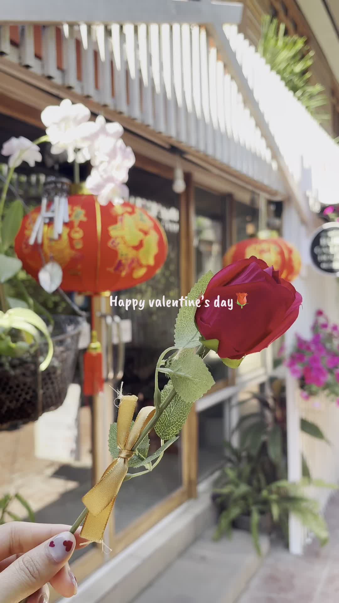 Before our guest arrived,
we quietly placed a flower in the room…
A small gesture.
A genuine smile.
A beautiful Valentine’s memory.
From all of us at Buri Gallery House 💛
Happy Valentine’s Day to everyone.
If you are looking for a warm and charming stay in Chiang Mai,
we would be happy to welcome you.
🌐 Website: www.burigallery.com
📧 E-mail: info@burigallery.com
✅ LINE: @burigalleryhouse
📱 WhatsApp: +66934900878
#BuriGalleryHouse
#ValentinesDay
#ValentineAtBuri
#BoutiqueHotelChiangMai
#ChiangMaiStay