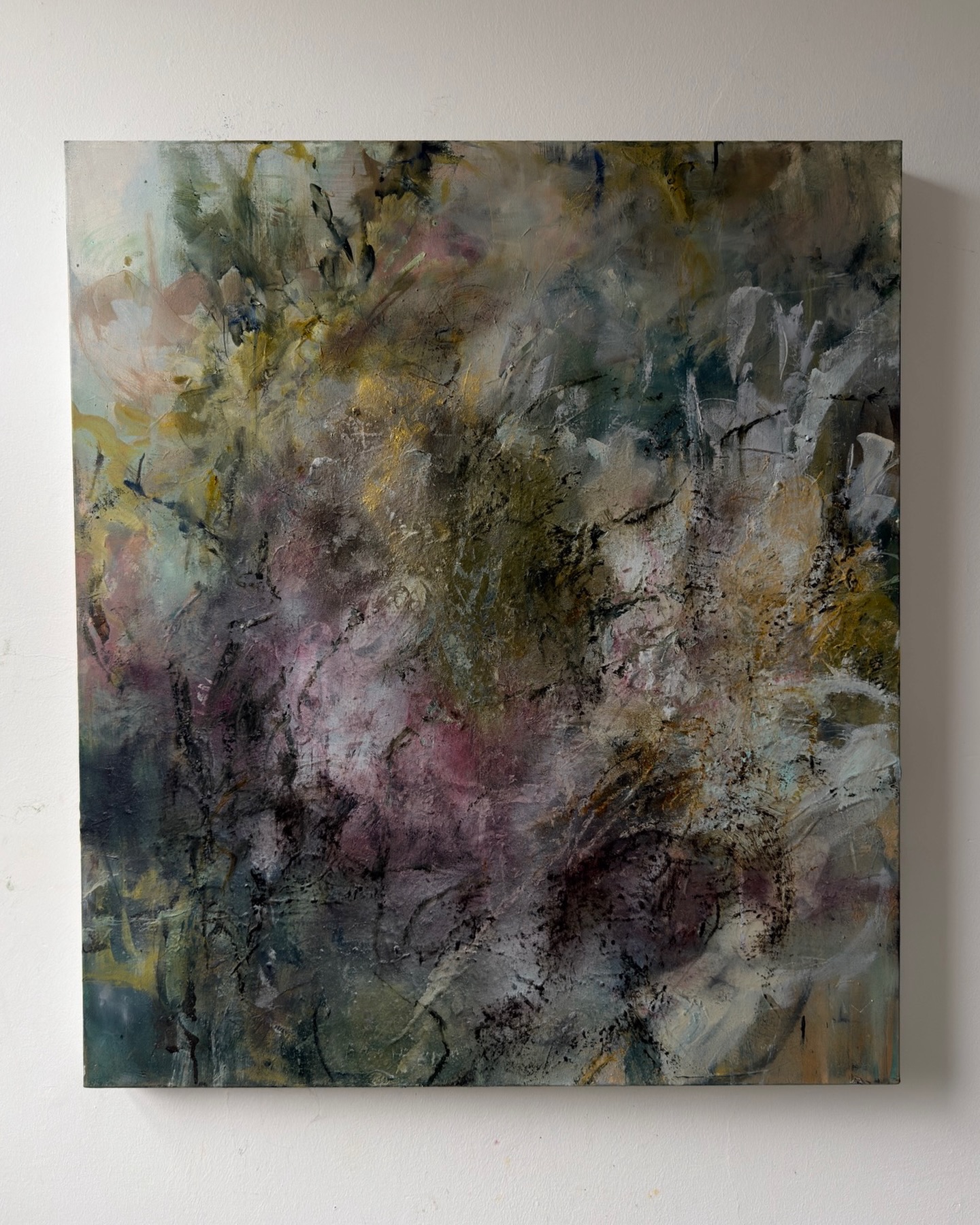 Hello sunshine. Oil bars on the final layers are my new favorite thing.
#studioday
#newworks
#paintyourlife