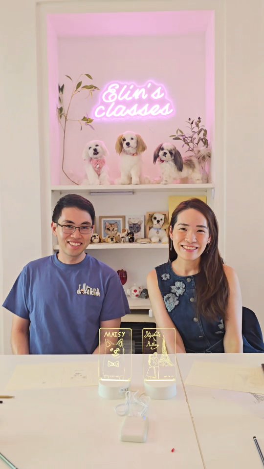 ๐ผ๏ธโจ Date Night in Sydney: Drawing Lamp Class โจ๐ผ๏ธ
Looking for a unique and memorable activity in Sydney? Look no further than our lamp-making workshop! ๐จ๐ฏ๏ธ
Join our experienced instructor, Elin, with over 17 years of teaching experience. Choose a template, scratch your design onto an acrylic board, and watch your creation light up! ๐โจ
Perfect for romantic dates, fun with friends, or special keepsakes for expecting mothers. Ideal for birthdays, hens parties, or baby showers. ๐๐
Why settle for ordinary? Create something extraordinary with us! Book your spot today and let your creativity shine. ๐๐ก
#thingstodosydney #sydneydateideas #sydneyactivity