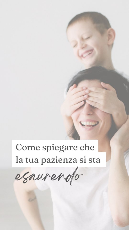 La pazienza non finisce mai all'improvviso, anche se a noi sembra così. Si consuma gradualmente, un pezzetto alla volta.
E mentre per noi è chiaro quando stiamo raggiungendo il limite – quella famosa goccia che fa traboccare il vaso – per i nostrə figliə il passaggio da "genitore tranquillo" a "genitore arrabbiato" può apparire del tutto inaspettato.
Dare una forma visibile alla pazienza (e alle emozioni in generale) aiuta i bambinə a capire cosa sta succedendo dentro di noi e ci permette, come adulti, di fermarci un attimo prima di perdere il controllo.
🫸Ora lo sai. E se lo sai, puoi cambiarlo🫷