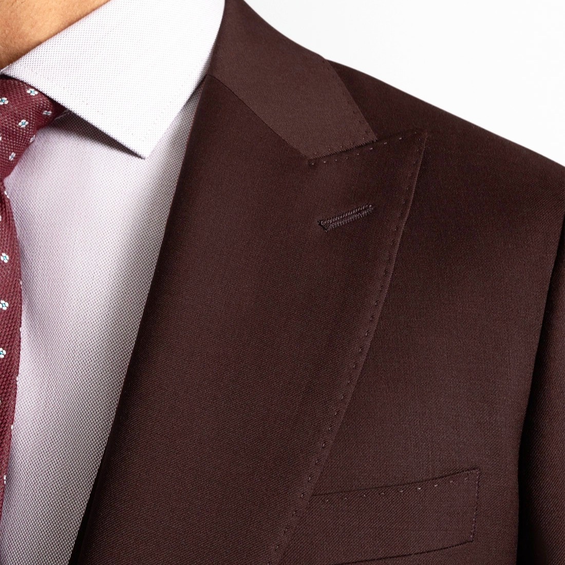 Hand stitched. Hand perfected.
.
.
.
.
Visit us at www.dannysshop.com
for any inquiries info@dannysshop.com
.
.
.
.
#HandStitched #HandmadeLuxury #FineTailoring #BespokeSuit #TailoredToPerfection #Craftsmanship #ArtOfTailoring #MadeByHand #MenswearStyle #QuietLuxury #LuxuryMenswear #Sartorial #DetailsMatter #ModernGentleman #PrecisionInEveryDetail