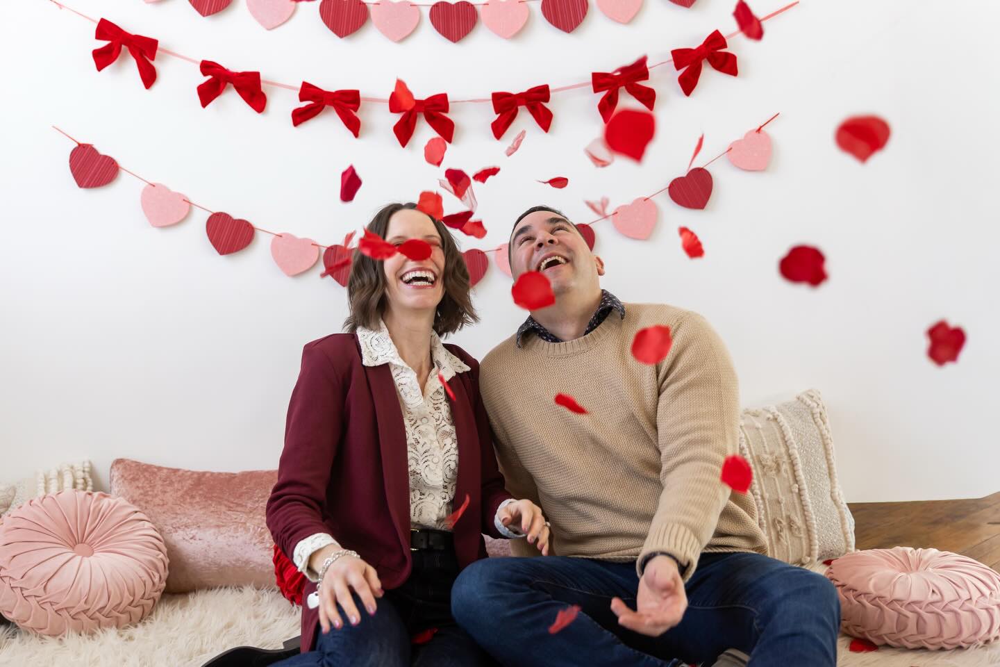 Forever feels better when I’m with you ❤️
Love today and every day we’re together 💞
4 days and counting…. ❤️❤️🌹
#MyValentine #valentinesday❤️ #minisessions #cortneytorresweddingphotography #couplesgoals❤️
@foxandfinchstudio @raczuc