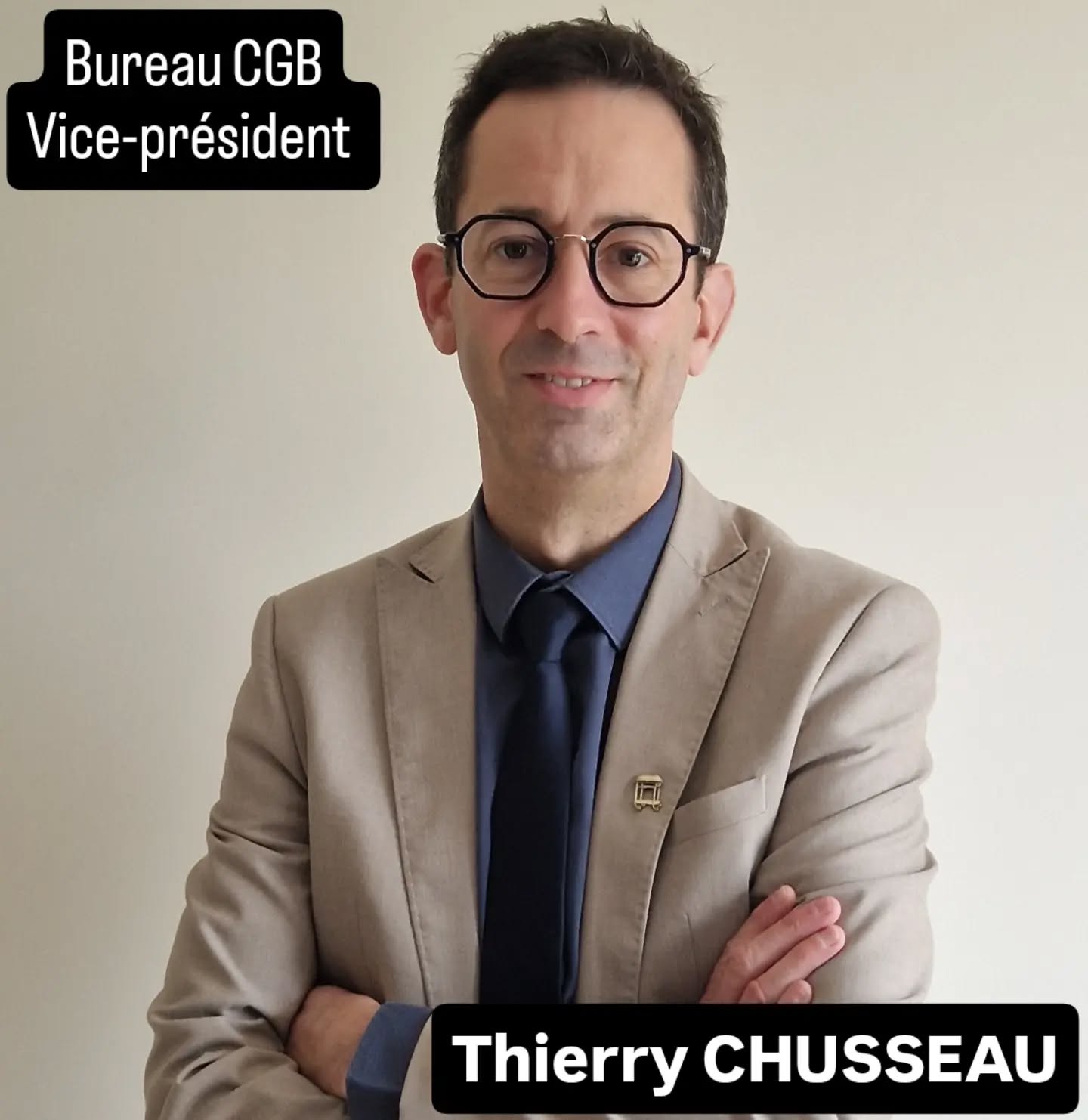 Aujourd'hui on vous présente THIERRY CHUSSEAU, nommé vice-président de la Coupe Georges Baptiste et professeur de service et commercialisation au Lycée Hôtelier de l'Orléanais.
"Très fier d'être nommé à ce poste pour continuer de porter haut ce concours de passion, de transmission et d'art du service au profit des jeunes talents et des jeunes professionnels."
@thierry_chusseau @lho45160
#concoursderestaurant #transmission #artsdelatable #ecolehoteliere #lyceehotelier