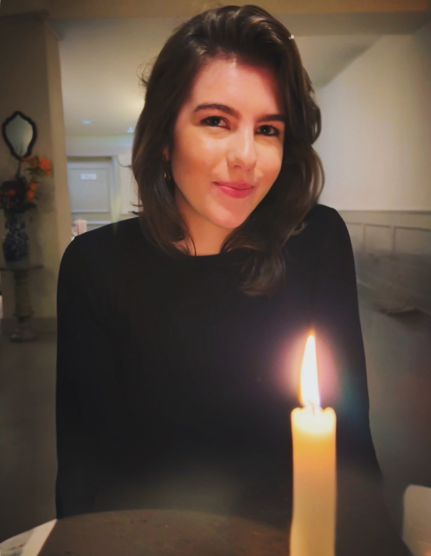 Vandaag vier ik jou lieve @meatraasx
Happy bday!! 🥂
Zo gevoelig
Zo invoelend
Zo puur
21 jaar
En elke dag dankbaar dat jij mijn dochter bent ❤️